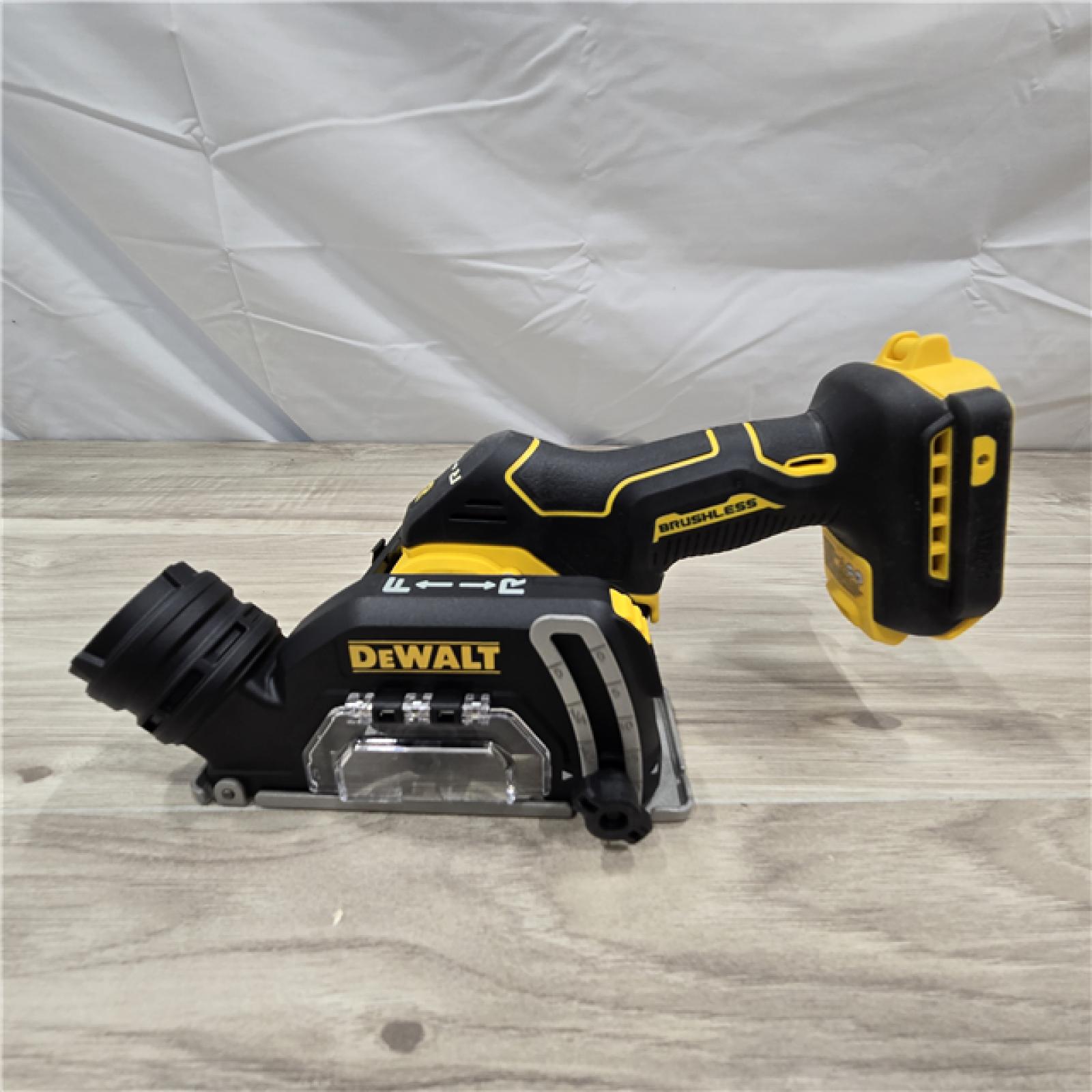 LIKE NEW! - DEWALT 3in Compact Cut Off Tool Bare