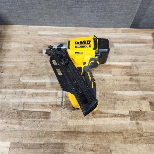 HOUSTON LOCATION - AS - IS DEWALT 20V 30 Degree Cordless Framing Nailer (Tool-Only)