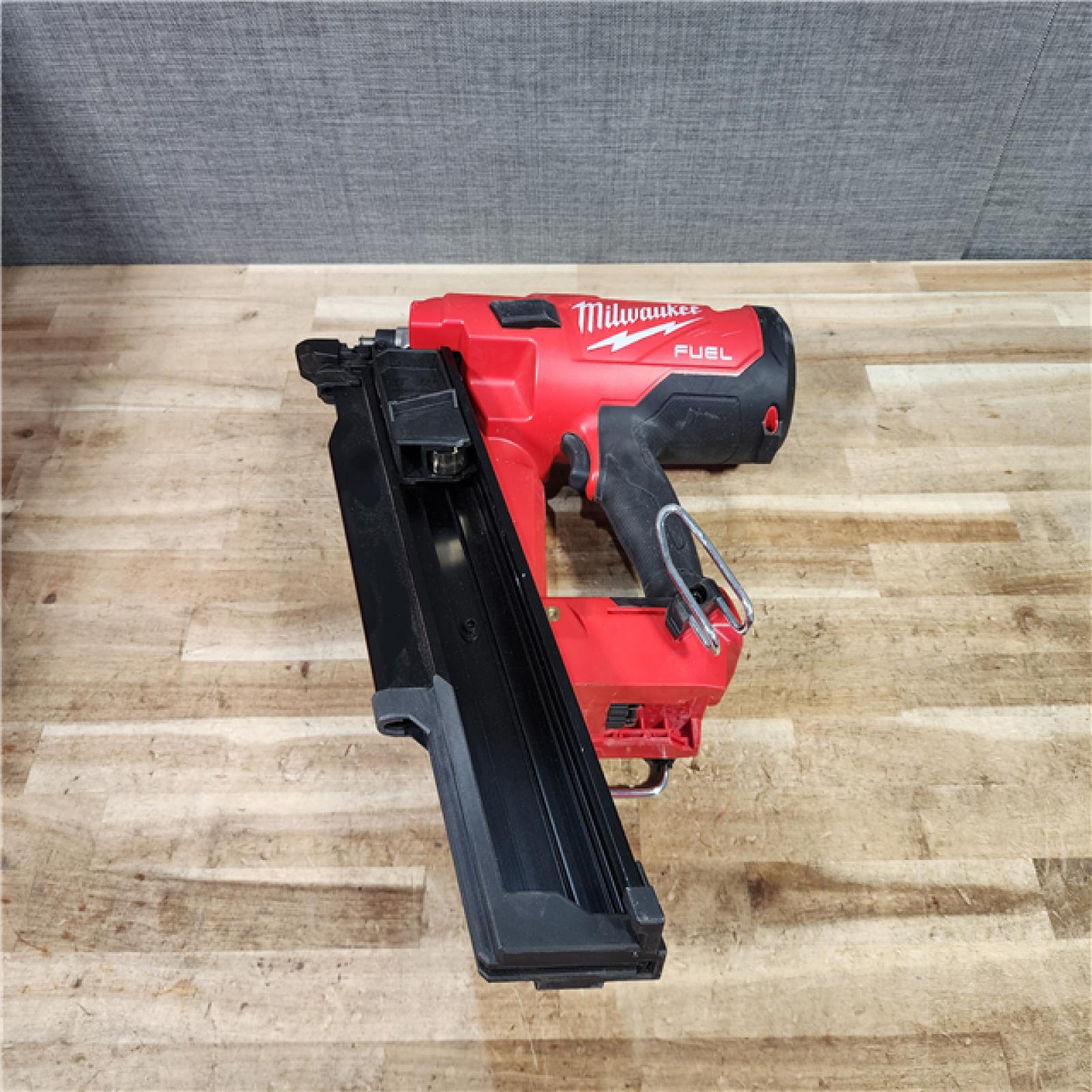 HOUSTON LOCATION - AS - IS Milwaukee FUEL 3-1/2 in. 18-Volt 21-Degree Lithium-Ion Brushless Cordless Framing Nailer (Tool-Only)