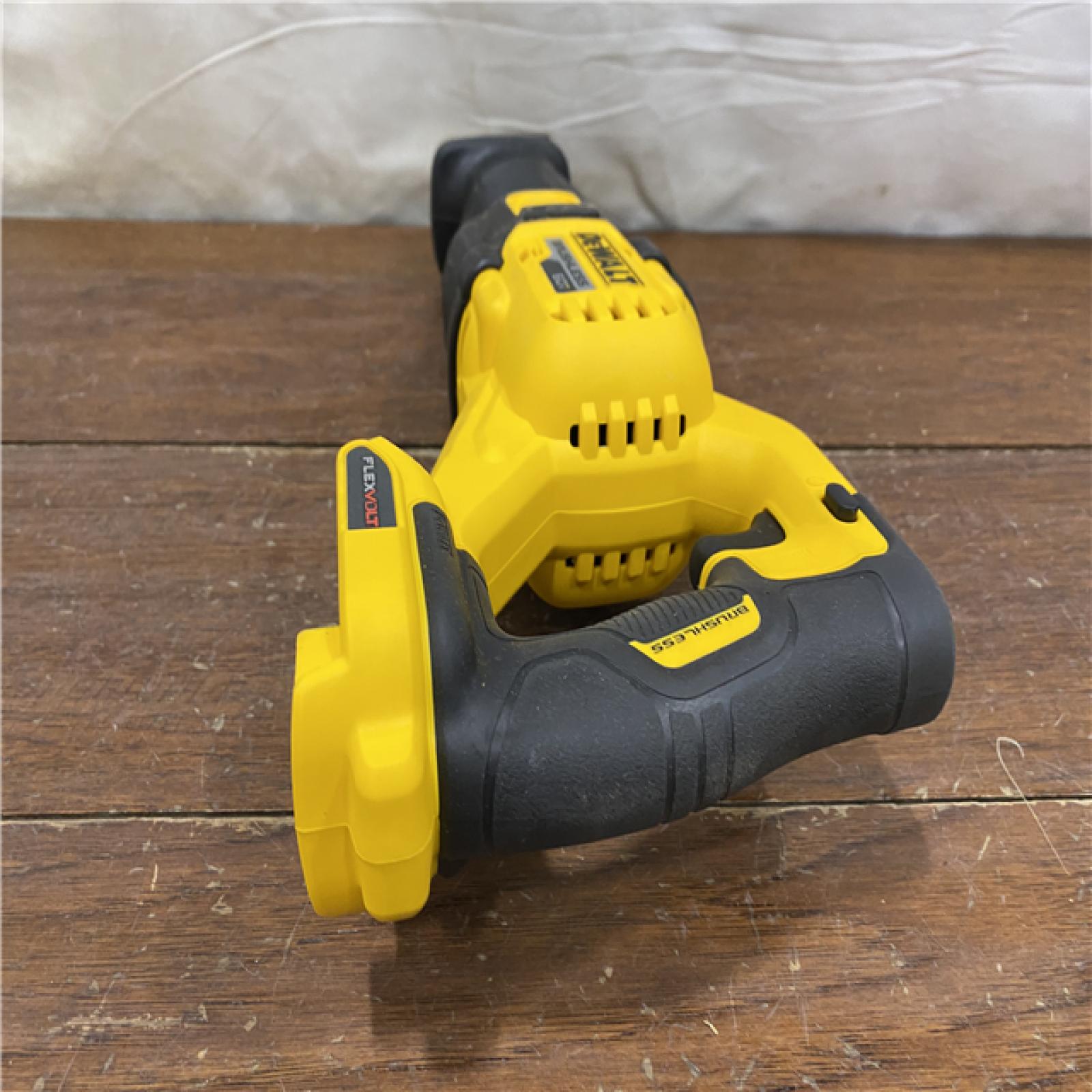 AS-IS DeWalt DCS389B FLEXVOLT 60V MAX Cordless Brushless Reciprocating Saw (Tool-Only)