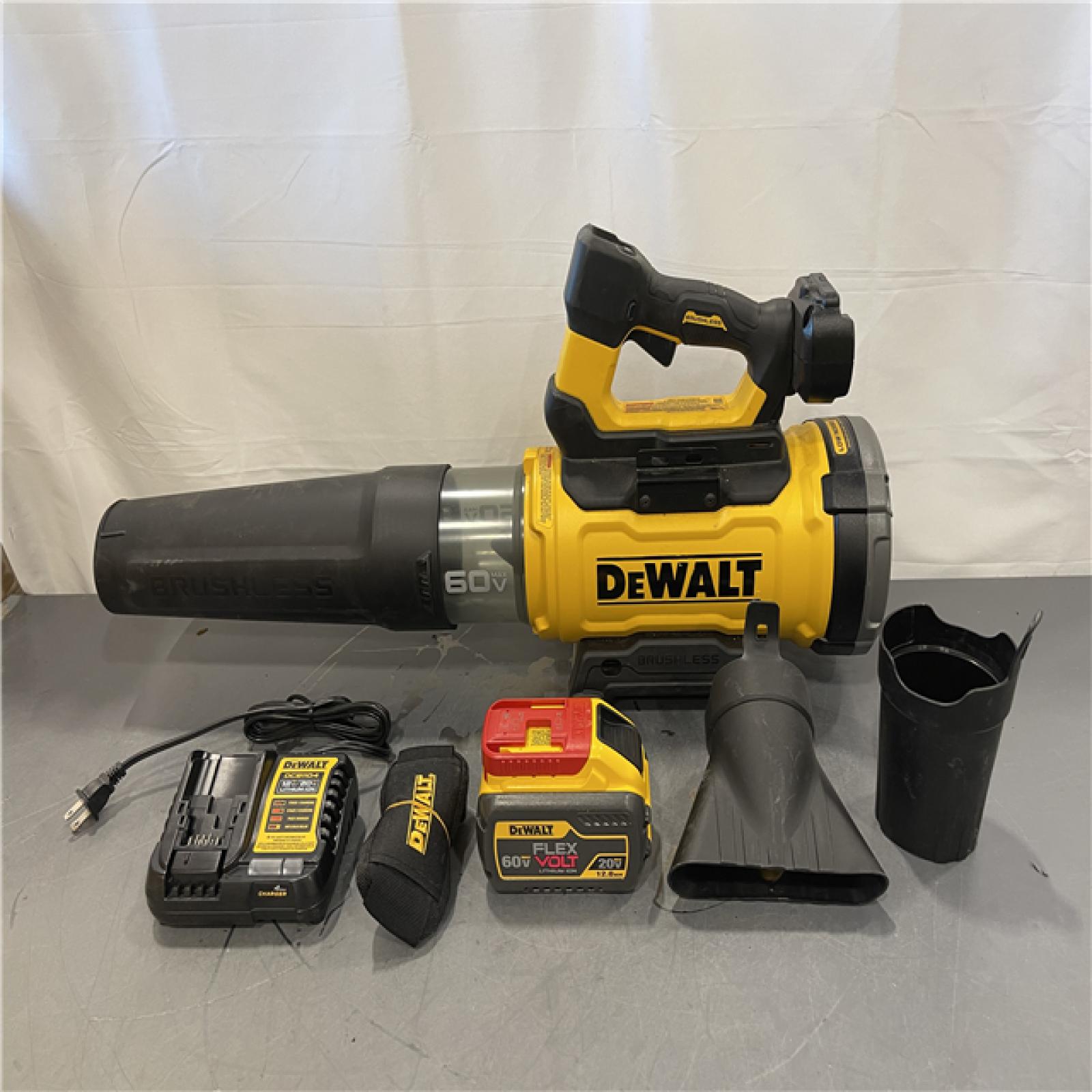 AS-IS - DeWalt FLEXVOLT 60V MAX 160 MPH 760 CFM Brushless Cordless Battery Powered Blower Kit