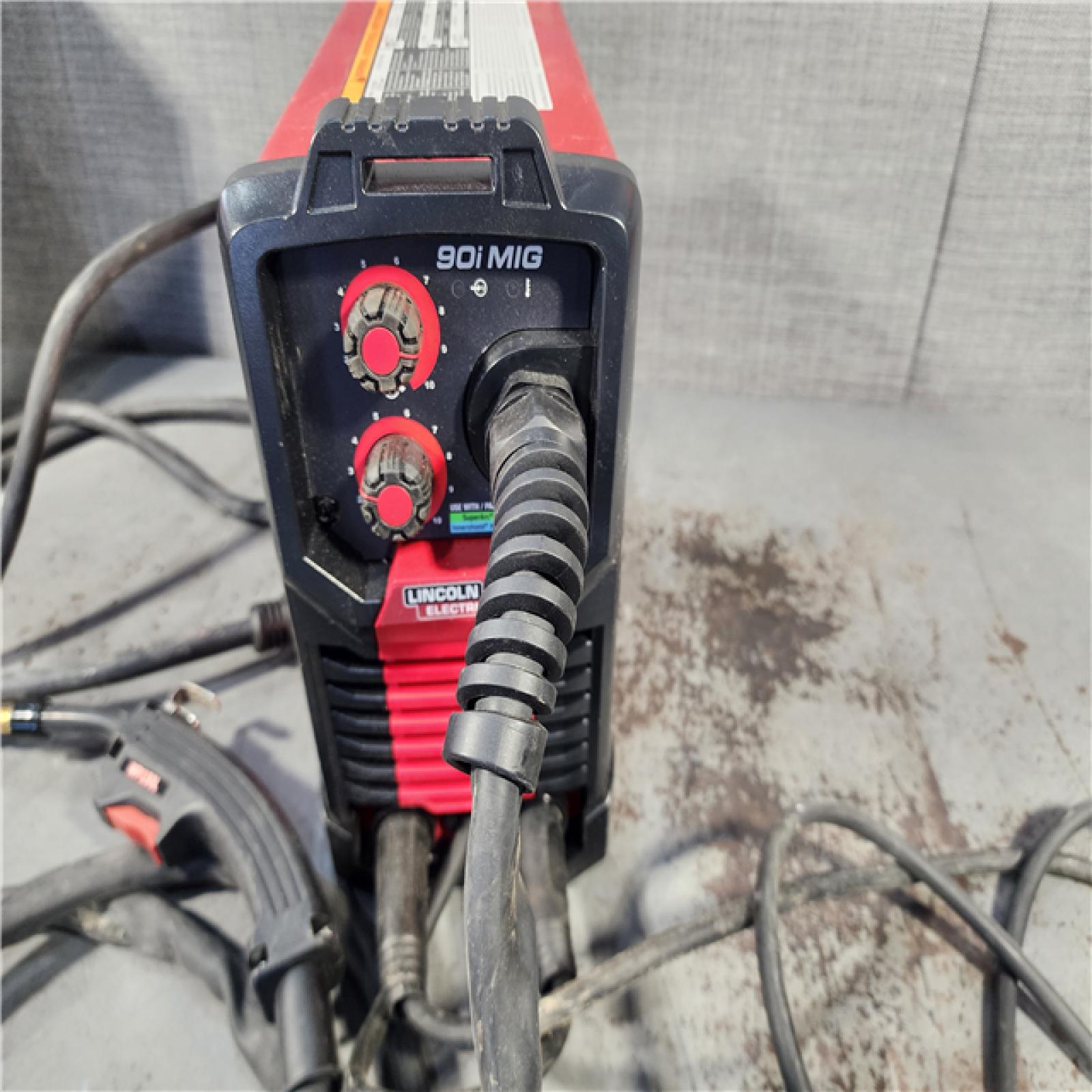 HOUSTON LOCATION - AS-IS Lincoln Electric WELD-PAK 90i MIG and Flux-Cored Wire Feeder Welder with Gas Regulator