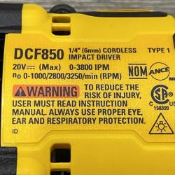 AS-IS DEWALT ATOMIC 20V MAX Lithium-Ion Cordless 1/4 in. Brushless Impact Driver Kit