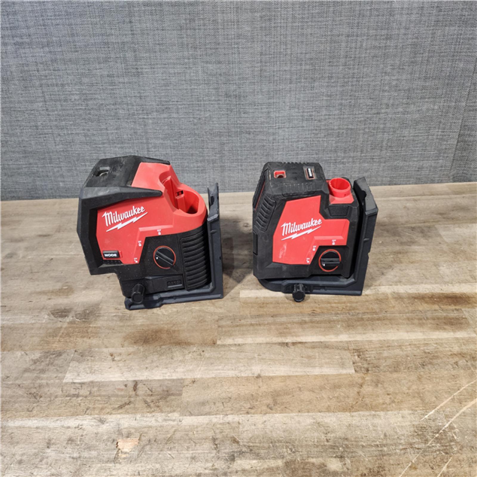HOUSTON LOCATION - AS-IS MILWAUKEE 2 TOOL COMBO