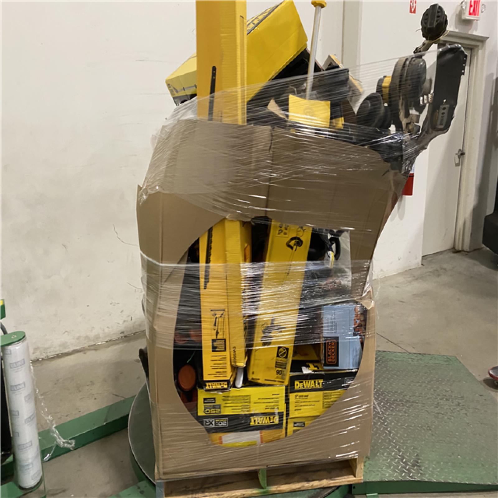 Dallas Location - As-Is DEWALT Tool Pallet