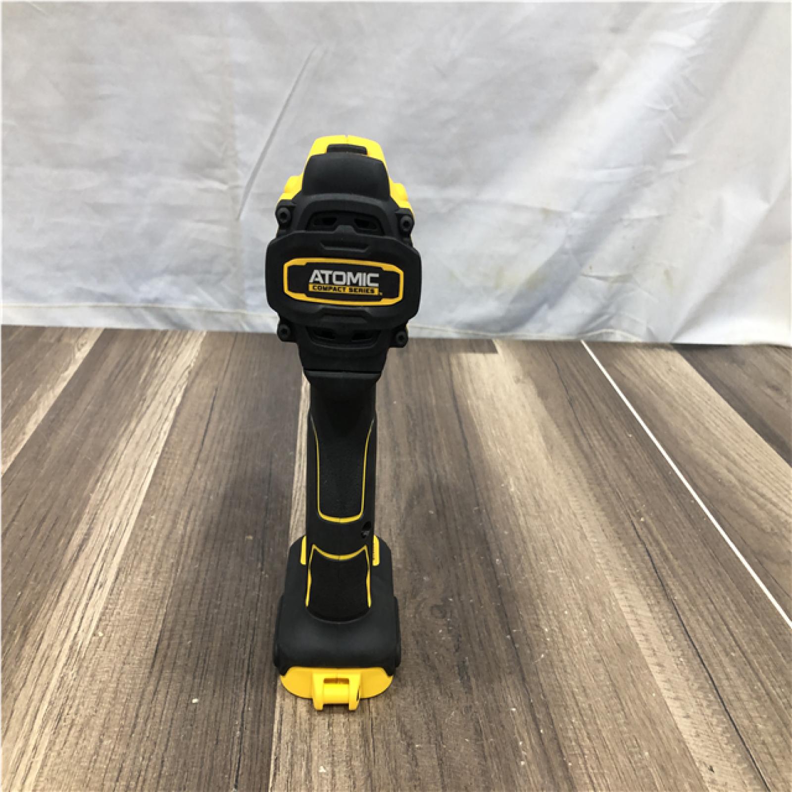 AS-IS DEWALT ATOMIC 20V Cordless 1/2 in. Compact Hammer Drill Kit