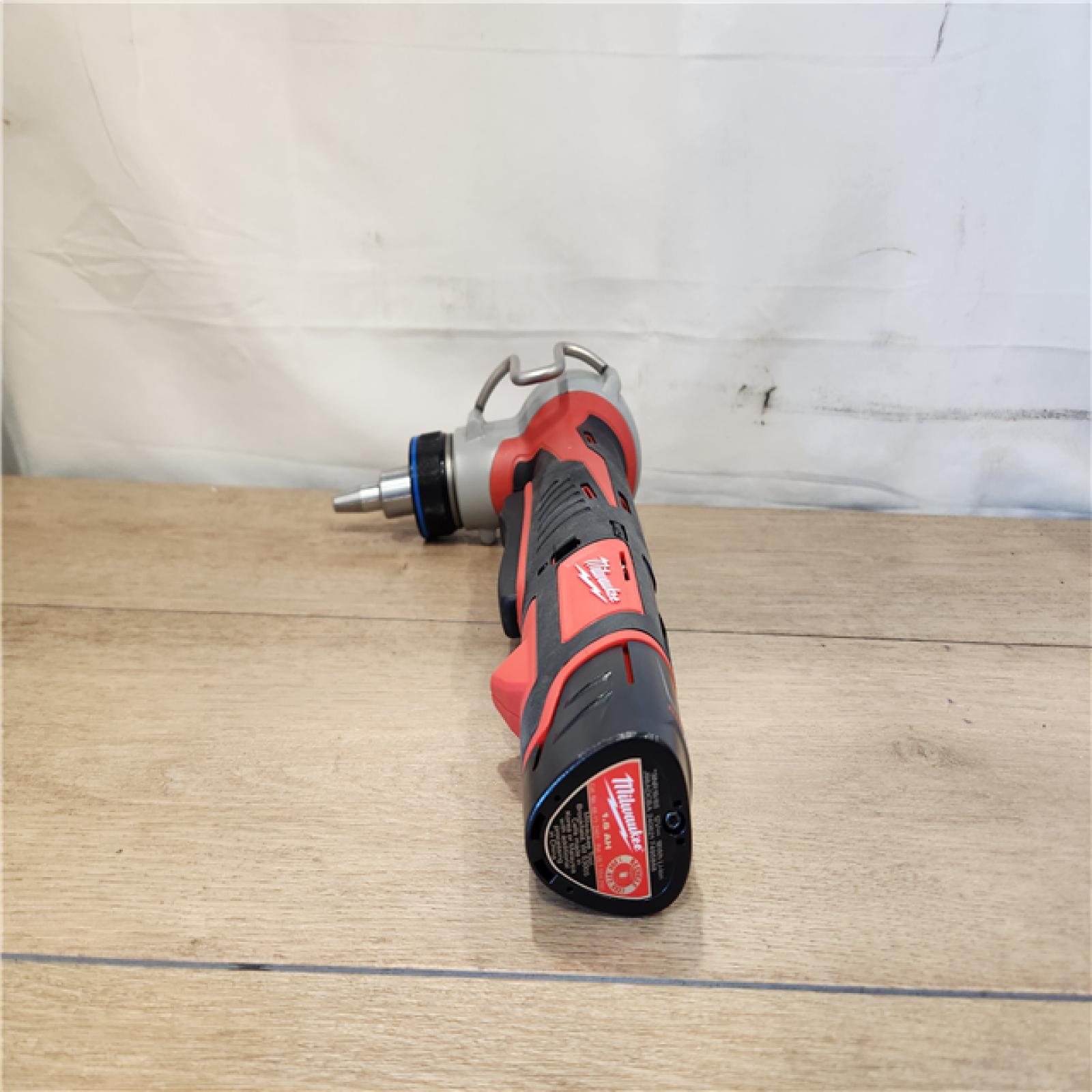 AS-IS- M12 12-Volt Lithium-Ion Cordless PEX Expansion Tool Kit with (2) 1.5 Ah Batteries  (3) Expansion Heads and Hard Case