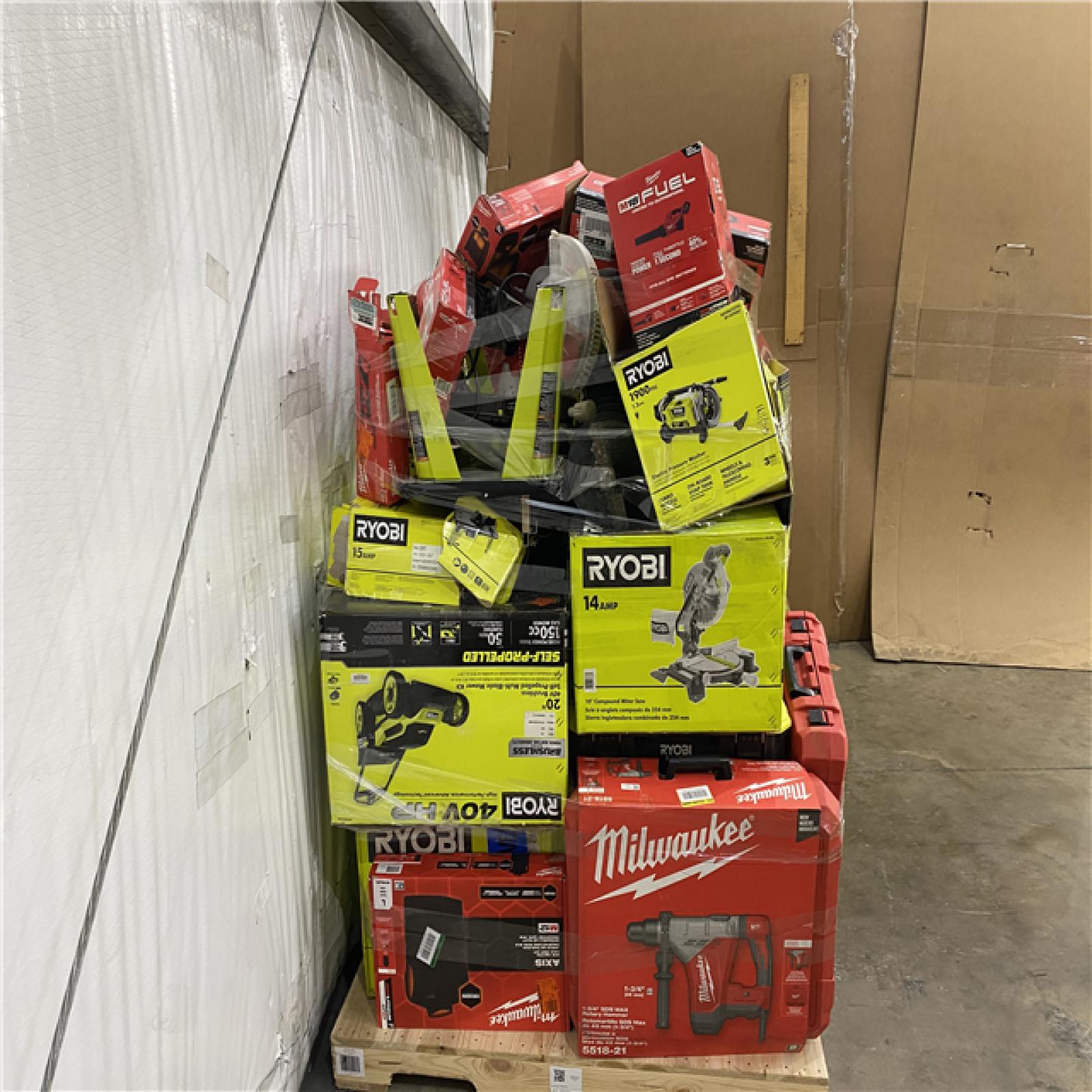 Houston Location AS IS - Tool Pallet