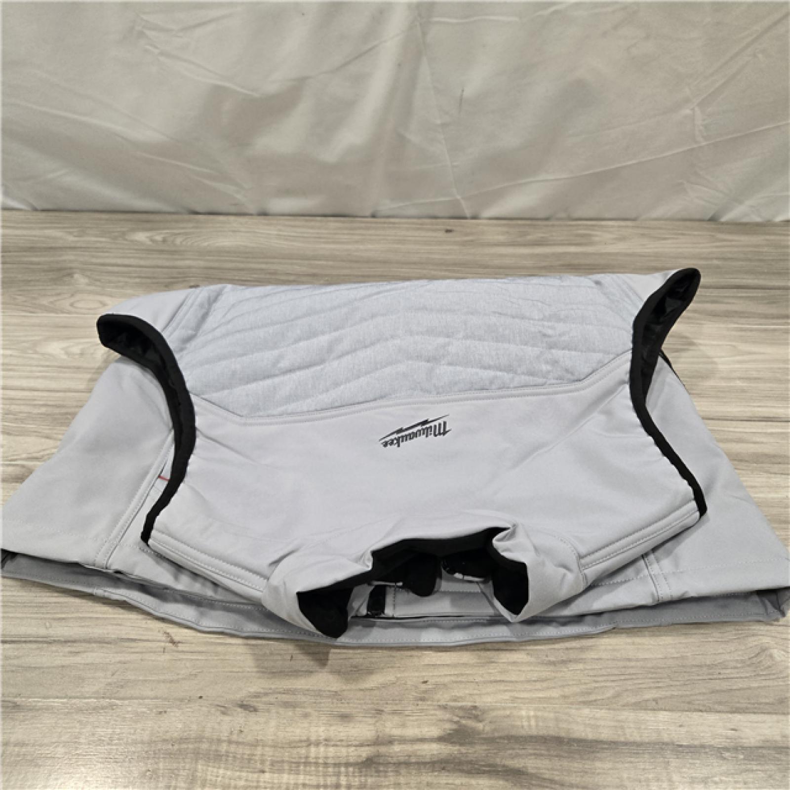 AS-IS Milwaukee Gray Large Women's Heated Vest Kit