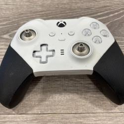 AS-IS  XBOX Elite Wireless Controller Series 2 - White
