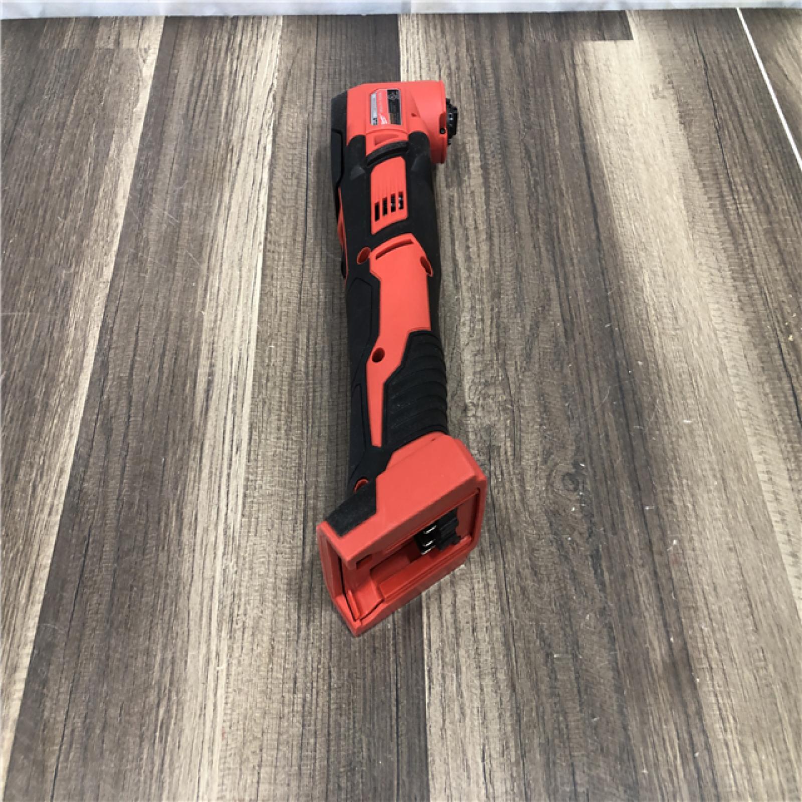 AS-IS Milwaukee M18 18V Lithium-Ion Cordless Oscillating Multi-Tool (Tool-Only)