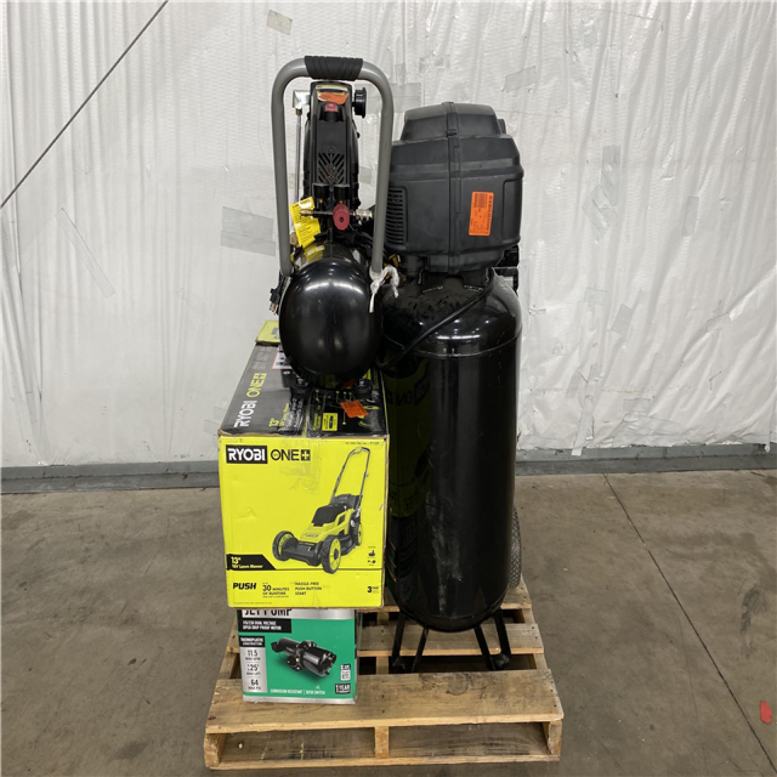 Houston Location - AS-IS Outdoor Pallet