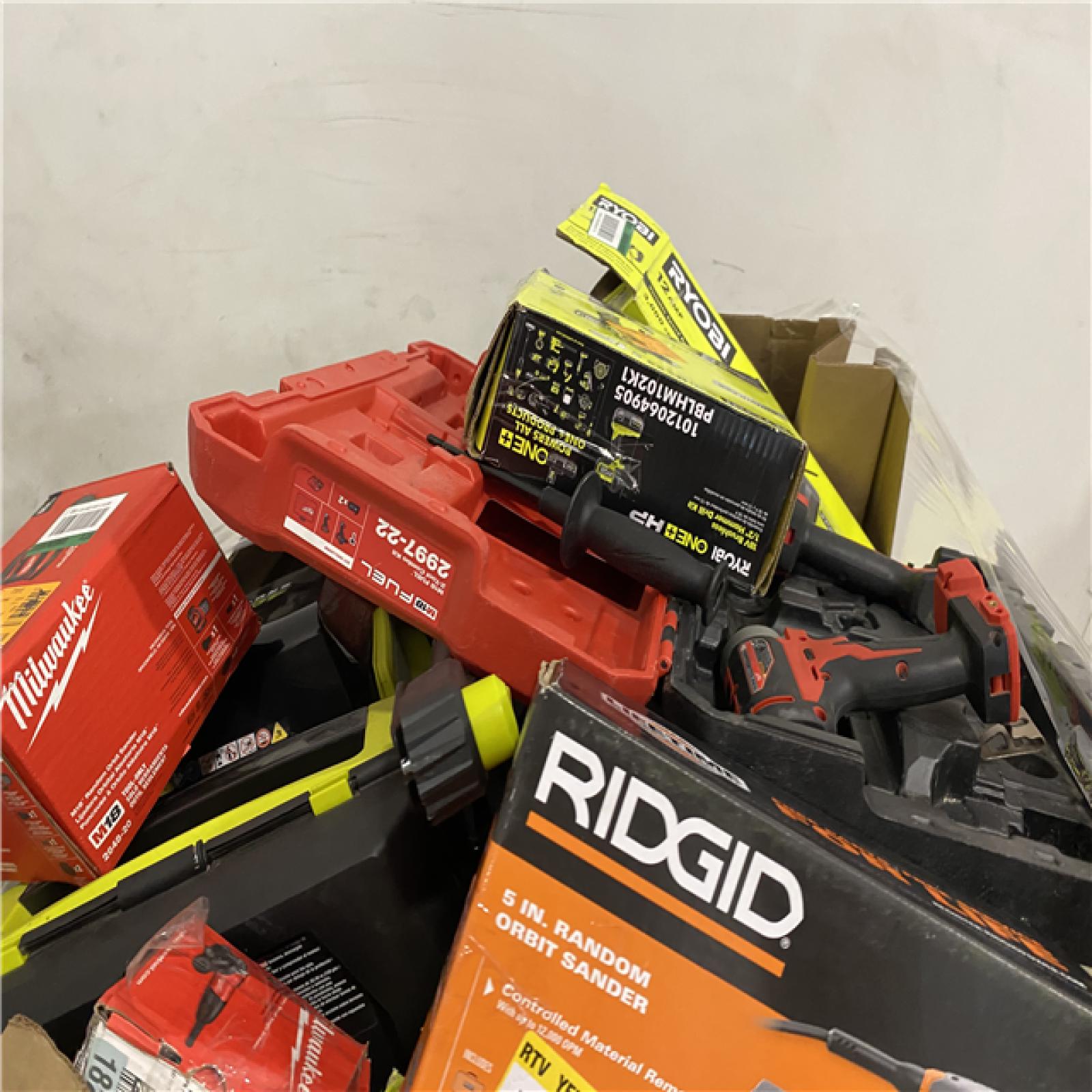 Dallas Location - As-Is Tool Pallet