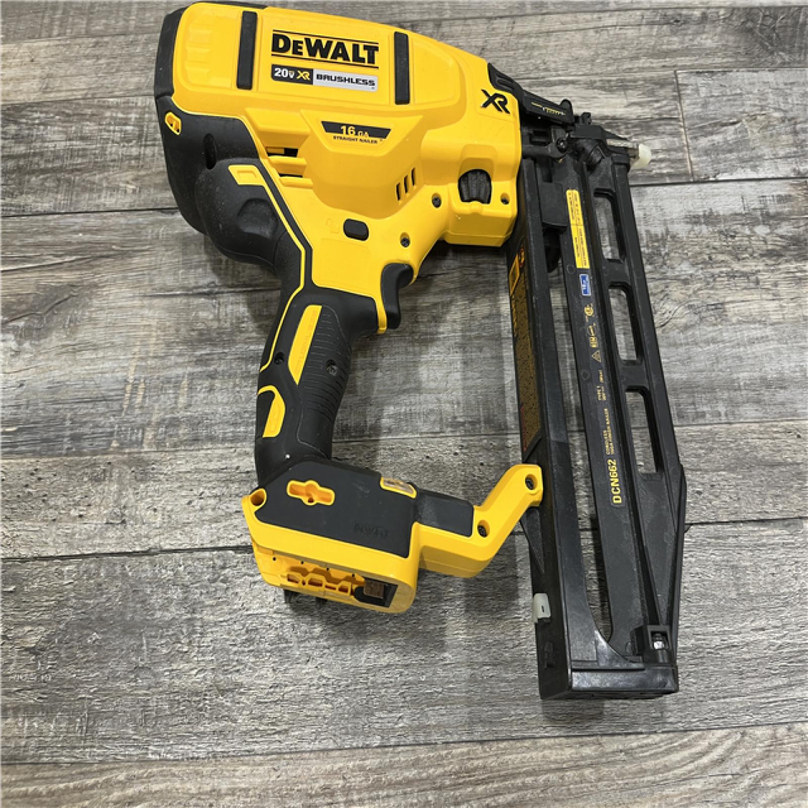 AS-IS DEWALT 20V MAX XR 16-Gauge Lithium-Ion Cordless Finish Nailer (Tool Only)