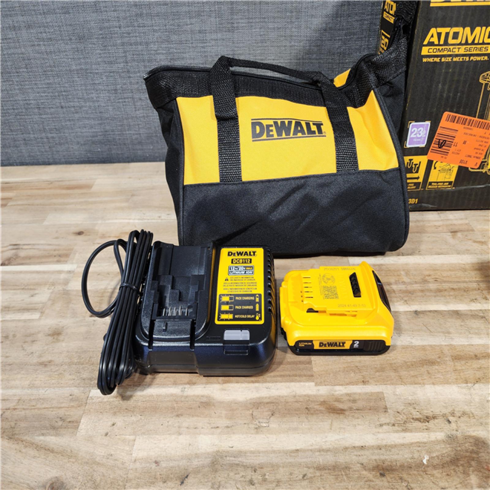HOUSTON LOCATION - AS-IS DEWALT ATOMIC 20V MAX Lithium Ion Cordless 23 Gauge Pin Nailer Kit