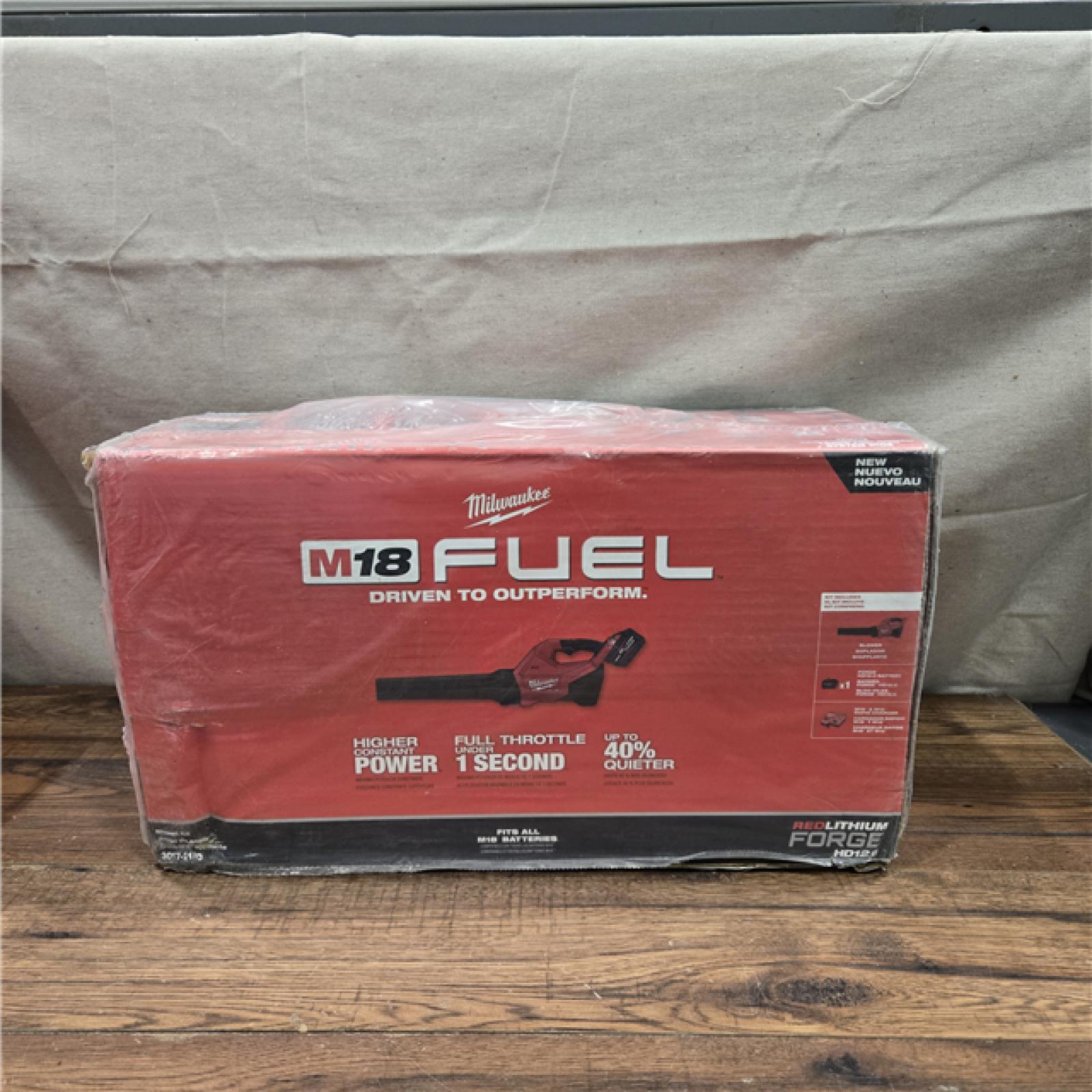 NEW! Milwaukee Tools M18 FUEL Blower 3017-21HD