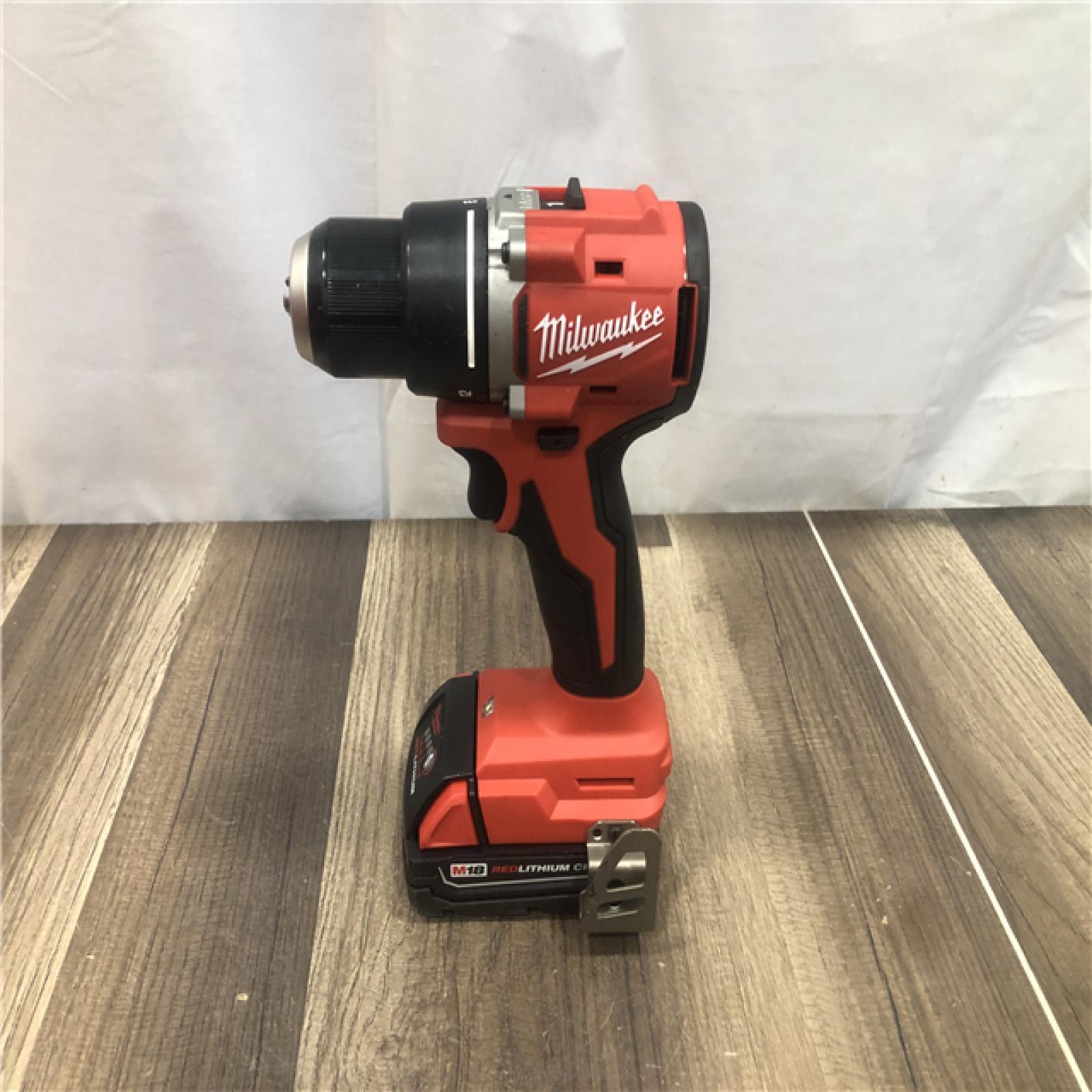 AS-IS Milwaukee 18V Lithium-Ion Brushless Cordless 1/2 in. Compact Drill/Driver Kit