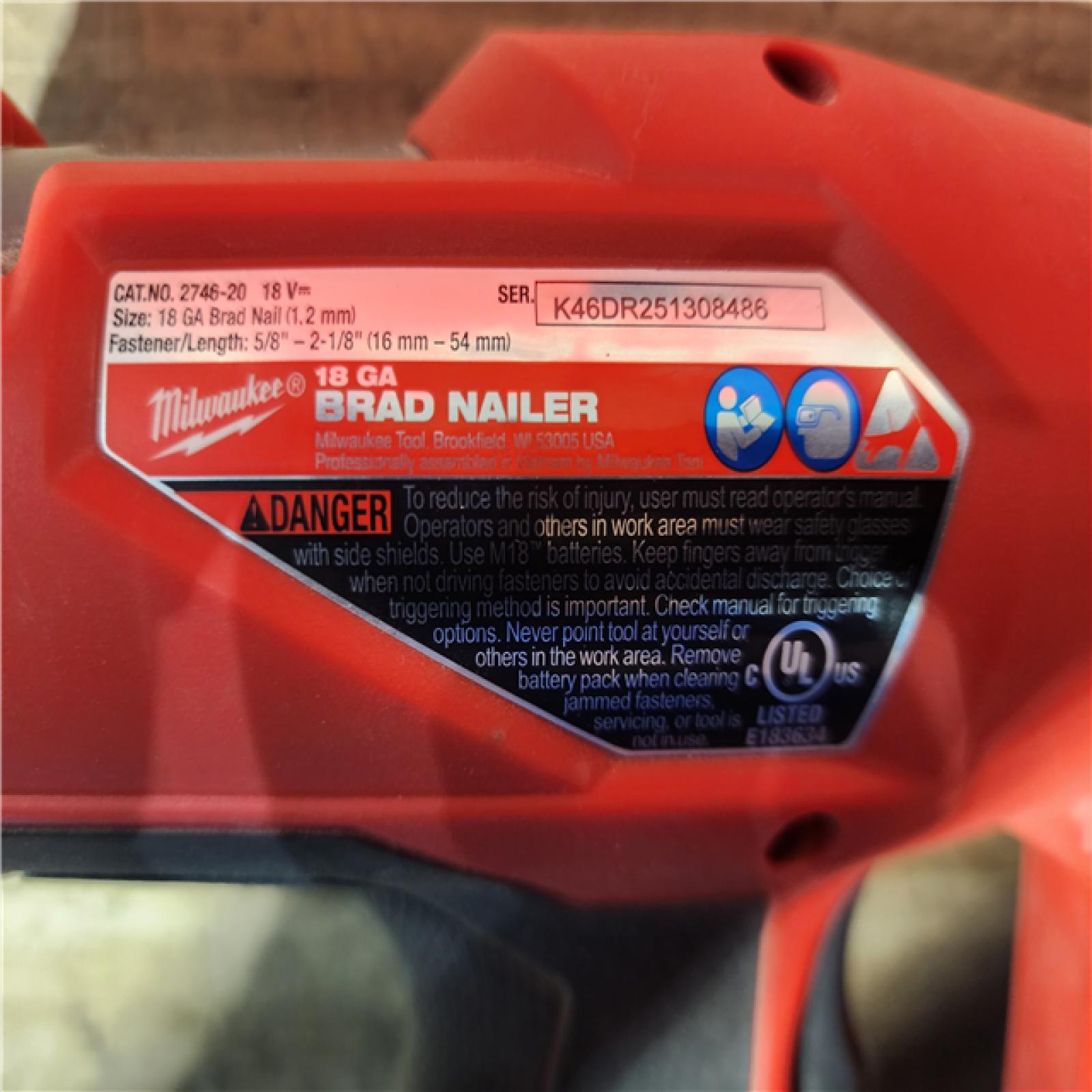 HOUSTON LOCATION - AS-IS Milwaukee FUEL 18-Volt Lithium-Ion Brushless Cordless Gen II 18-Gauge Brad Nailer (Tool-Only)