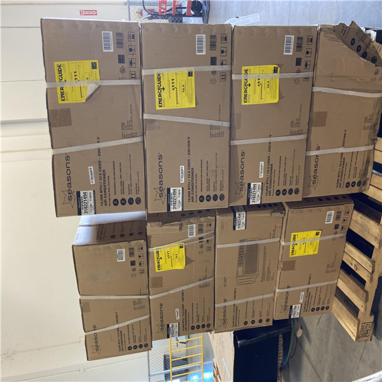 DALLAS LOCATION - Seasons 12 000 BTU 230/208-Volt Through-the-Wall Unit Air Conditioner Only - 8 units