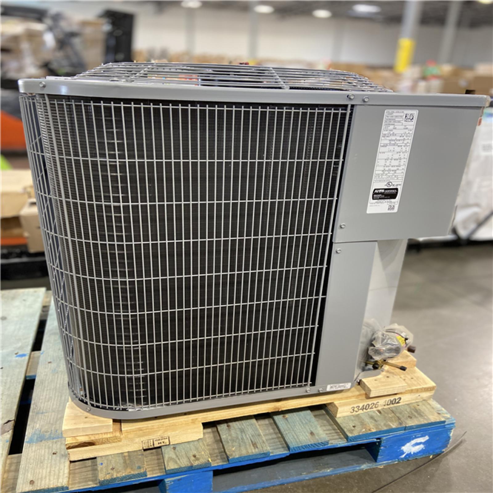 DALLAS LOCATION - Smartcomfort® by Carrier 2.5 Ton 14.3 Seer2 Condensing Unit - R-410a Refrigerant