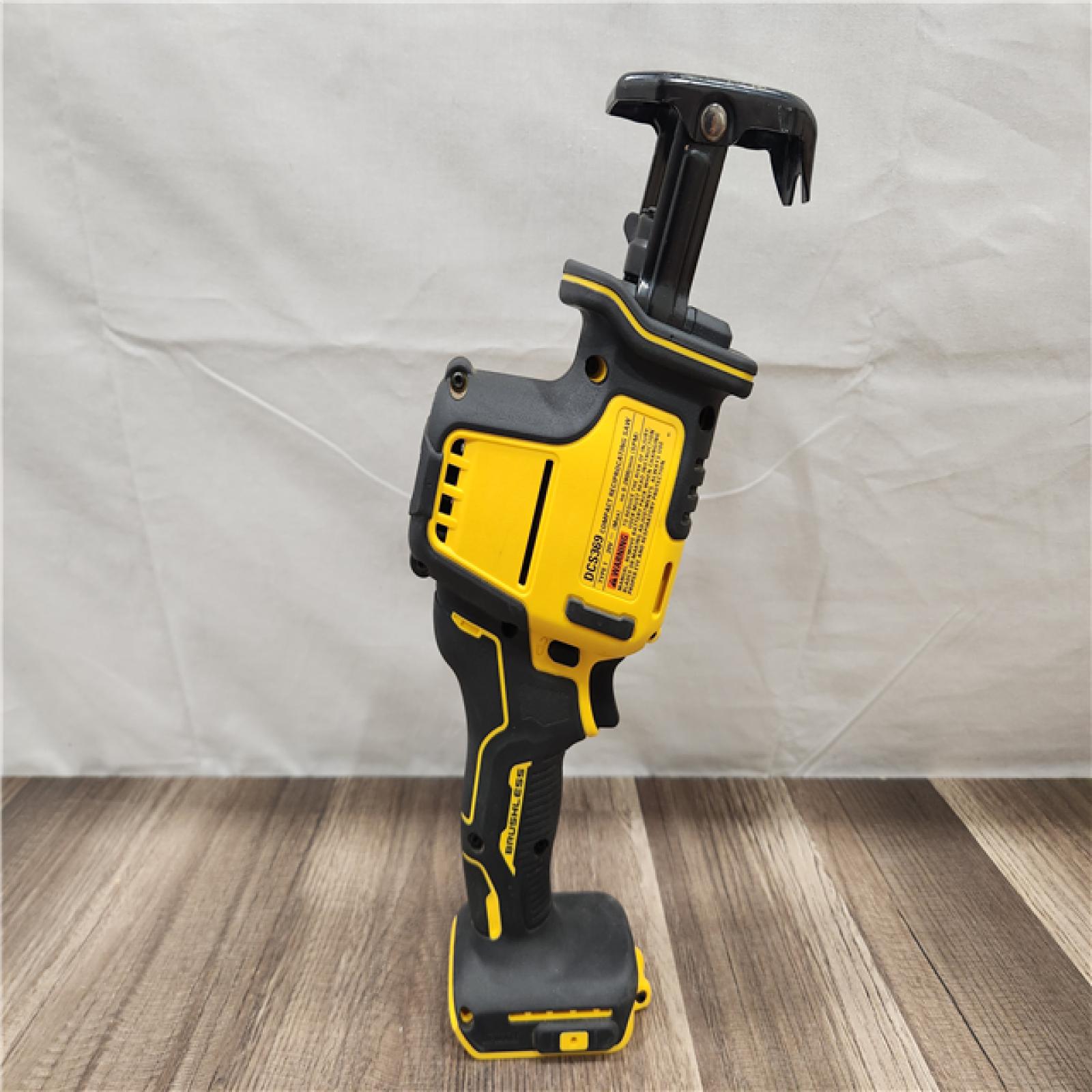 AS-IS- Dewalt ATOMIC 20V MAX Cordless One-Handed Reciprocating Saw (Tool Only)