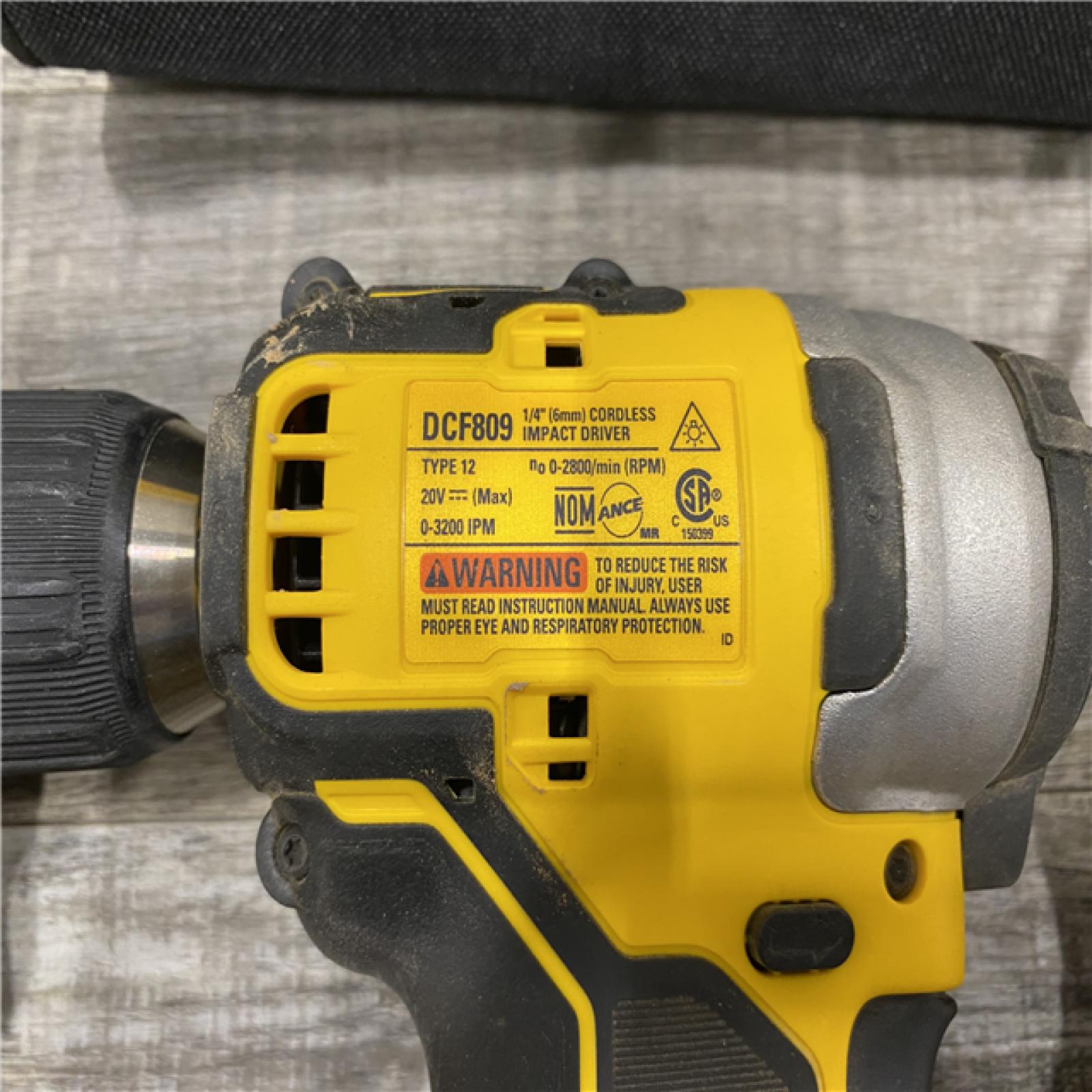 AS-IS DEWALT ATOMIC 20-Volt MAX Lithium-Ion Cordless Combo Kit