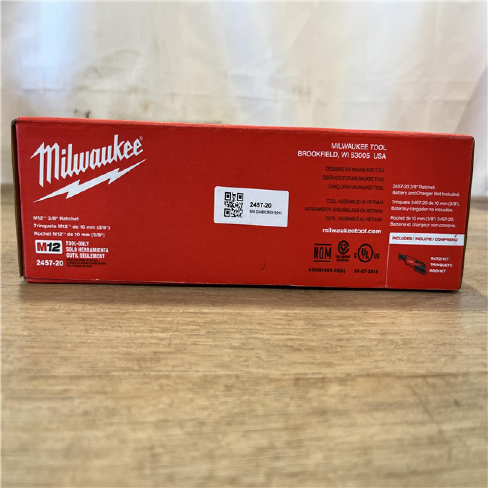 NEW! Milwaukee 12V Lithium-Ion Cordless 3/8 in. Ratchet (Tool-Only)