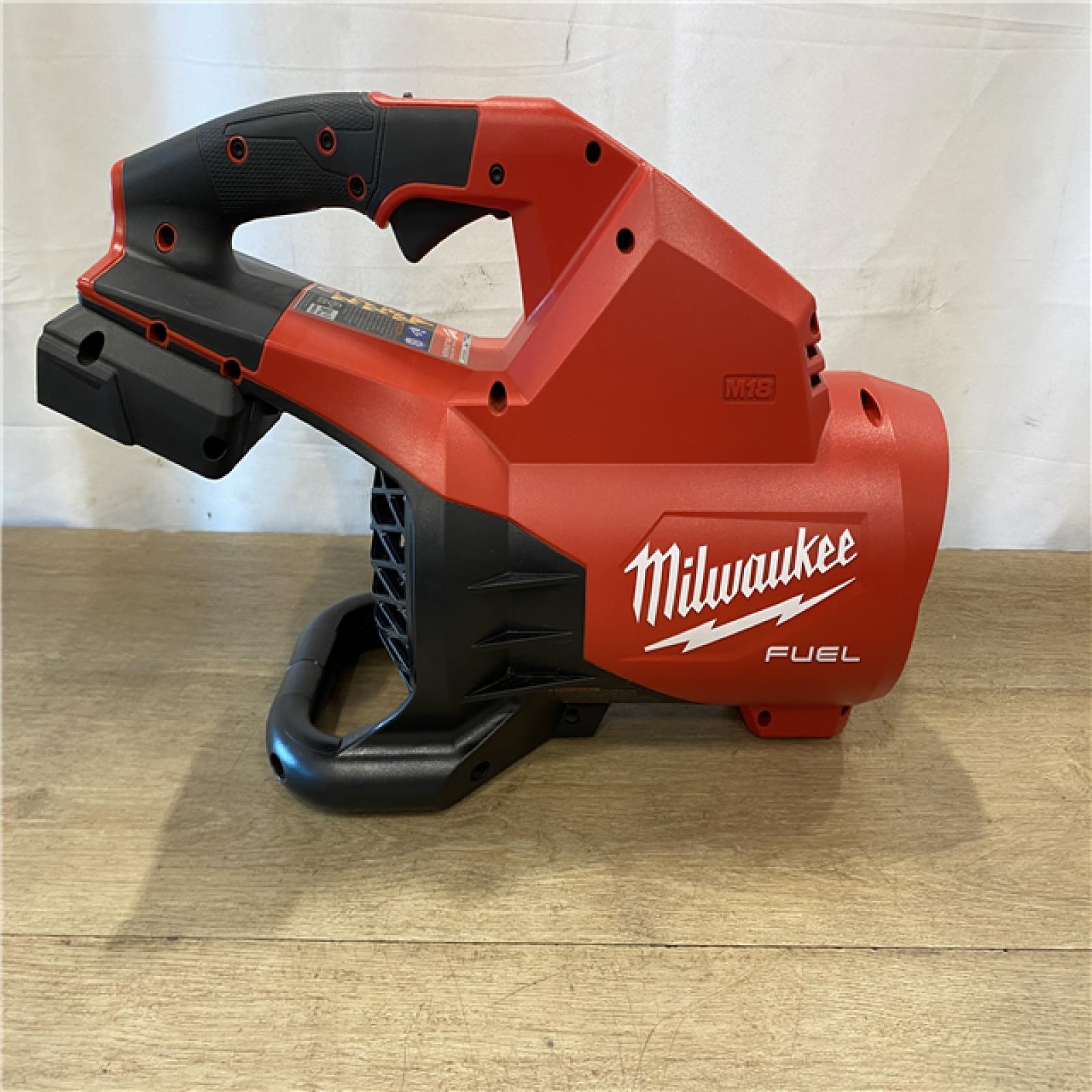 AS-IS Milwaukee  FUEL Dual Battery 145 MPH 600 CFM 18V Lithium-Ion Brushless Cordless Handheld Blower (Tool-Only)