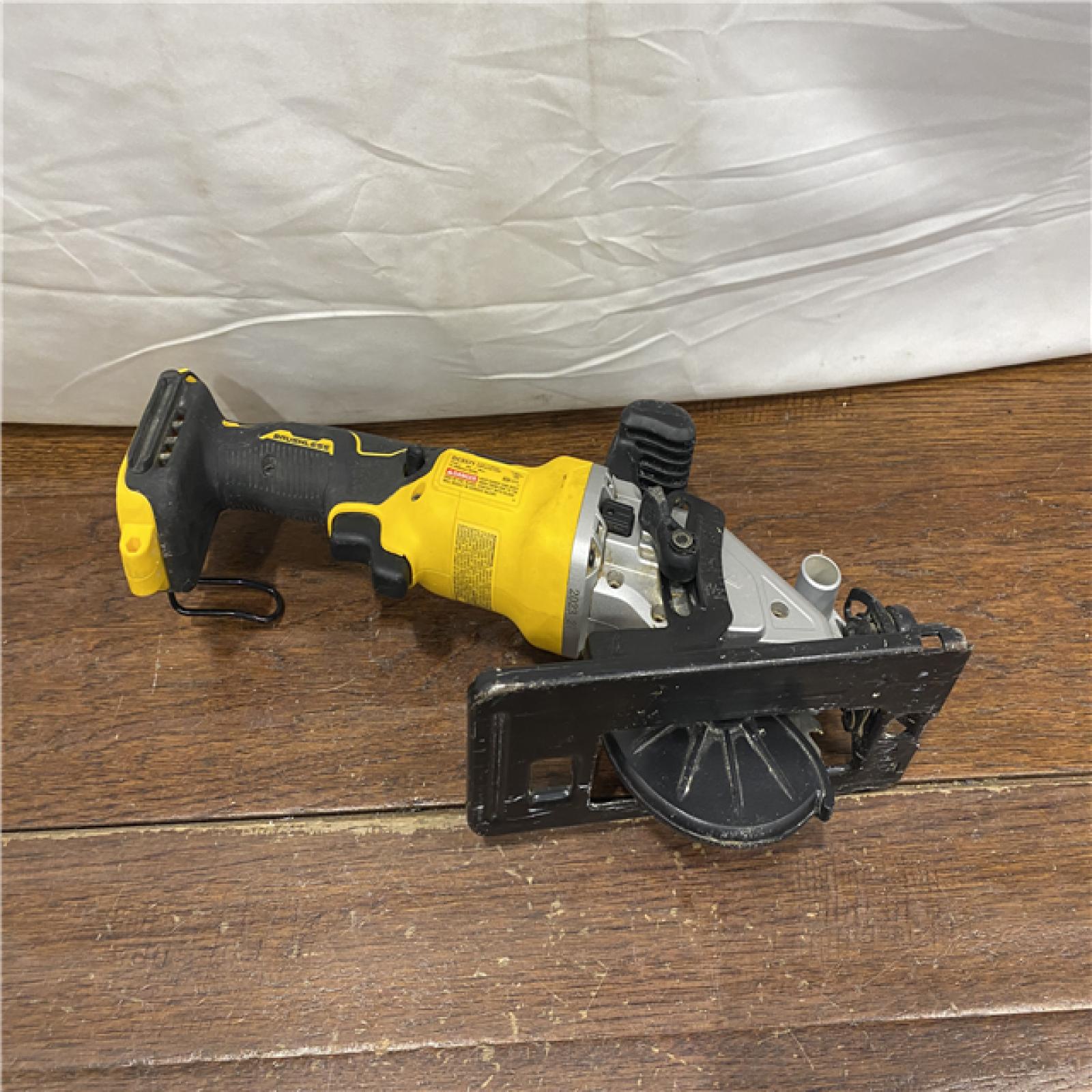 AS-DEWALT ATOMIC 20V MAX Cordless Brushless 4-1/2 in. Circular Saw (Tool Only)