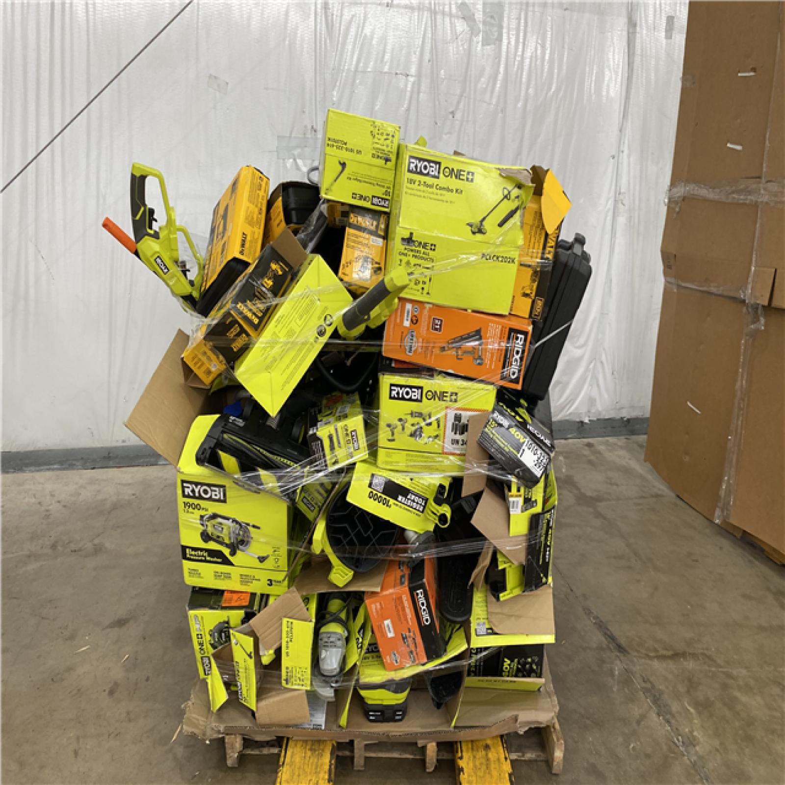 Houston Location AS IS - Tool Pallet