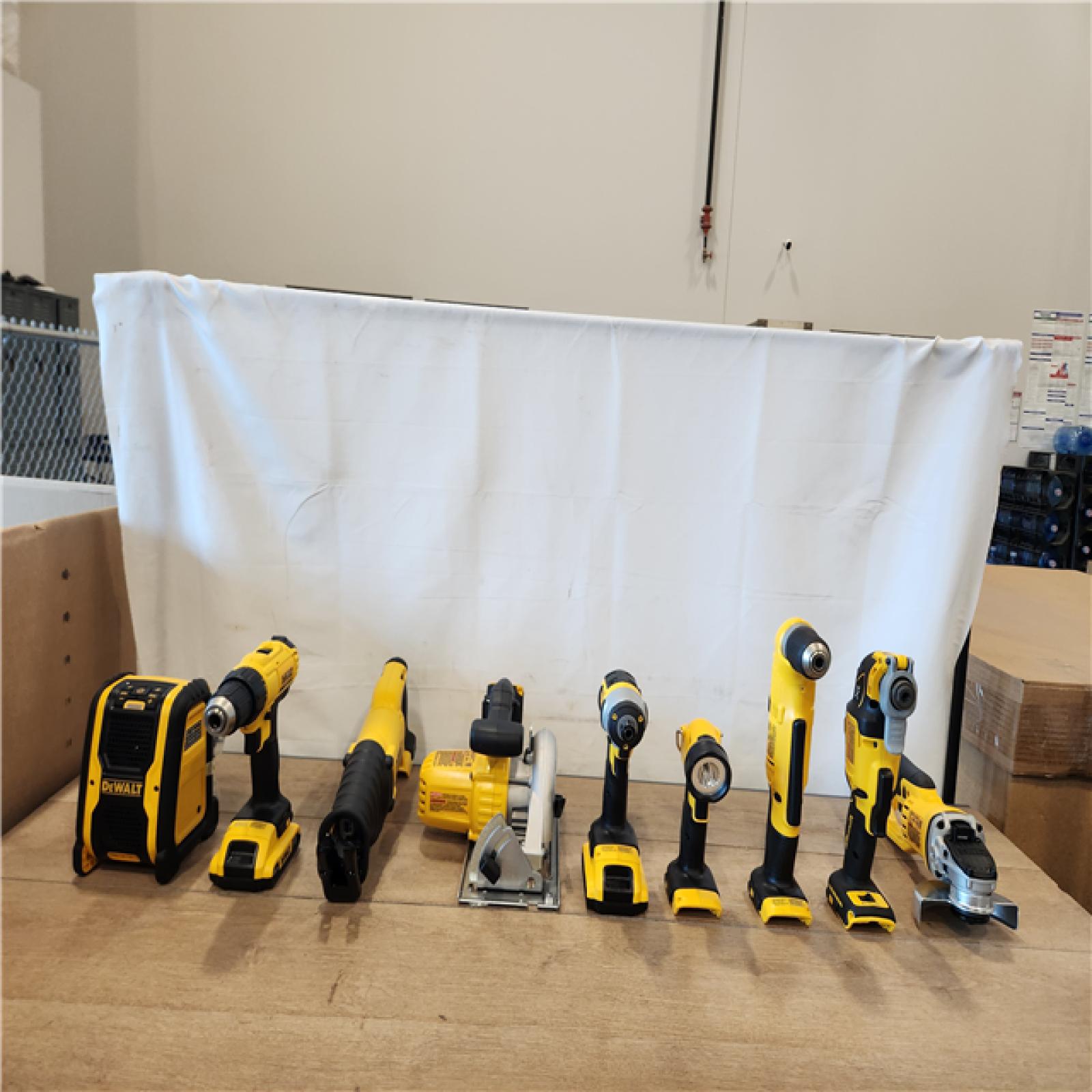 AS-IS- DEWALT 20V MAX Lithium-Ion Cordless 9-Tool Combo Kit