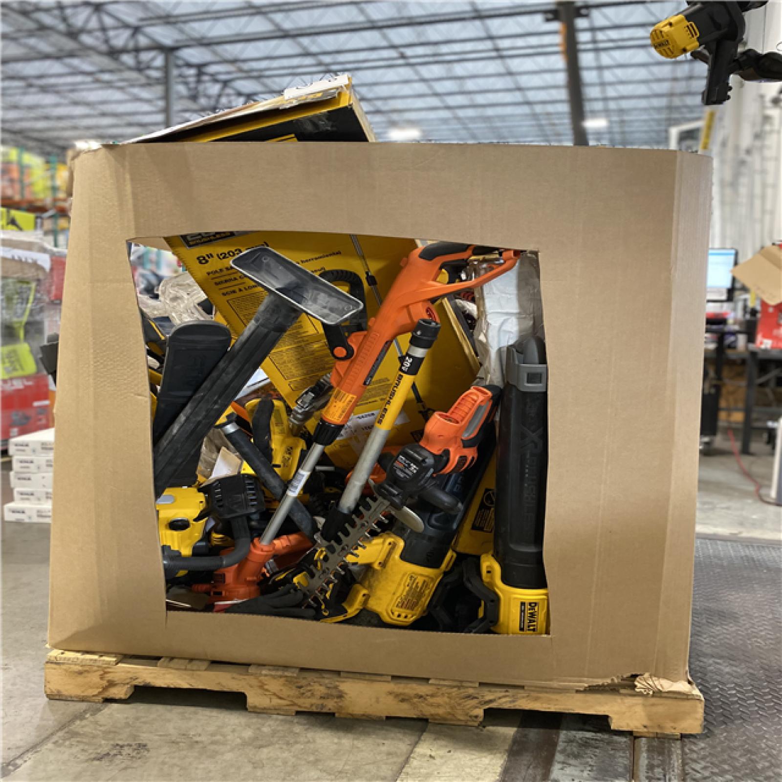 DALLAS LOCATION - AS-IS TOOL PALLET