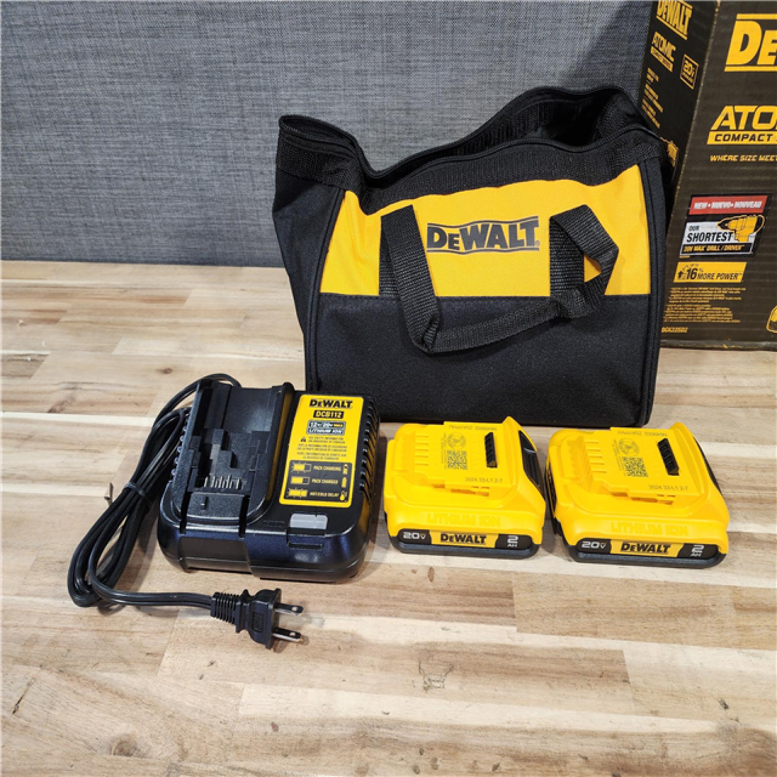 HOUSTON LOCATION - AS-IS DEWALT ATOMIC 20-Volt MAX Lithium-Ion Cordless Combo Kit