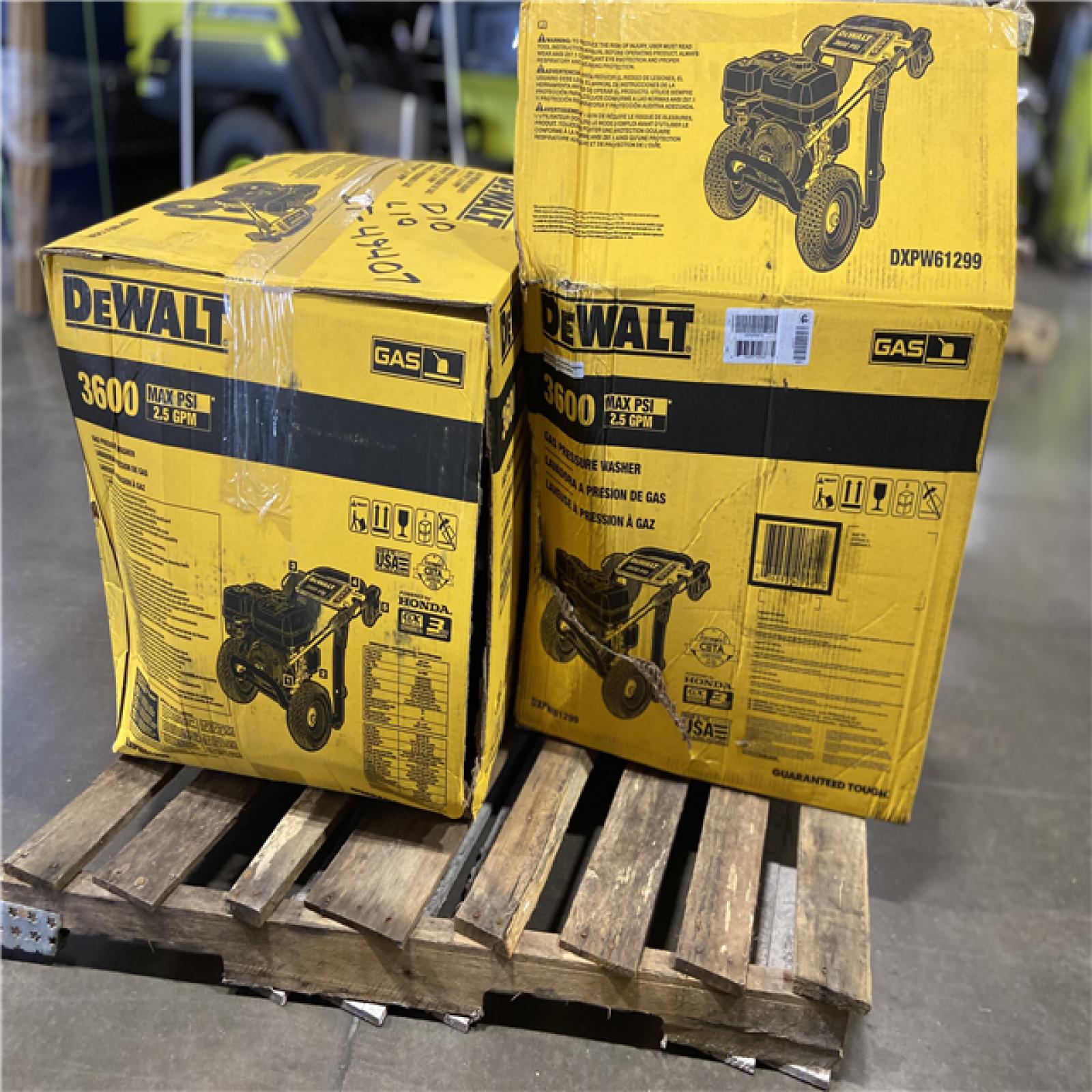 DALLAS LOCATION - DEWALT 3600 PSI 2.5 GPM Cold Water Gas Professional Pressure Washer with HONDA GX200 Engine (2 UNITS)