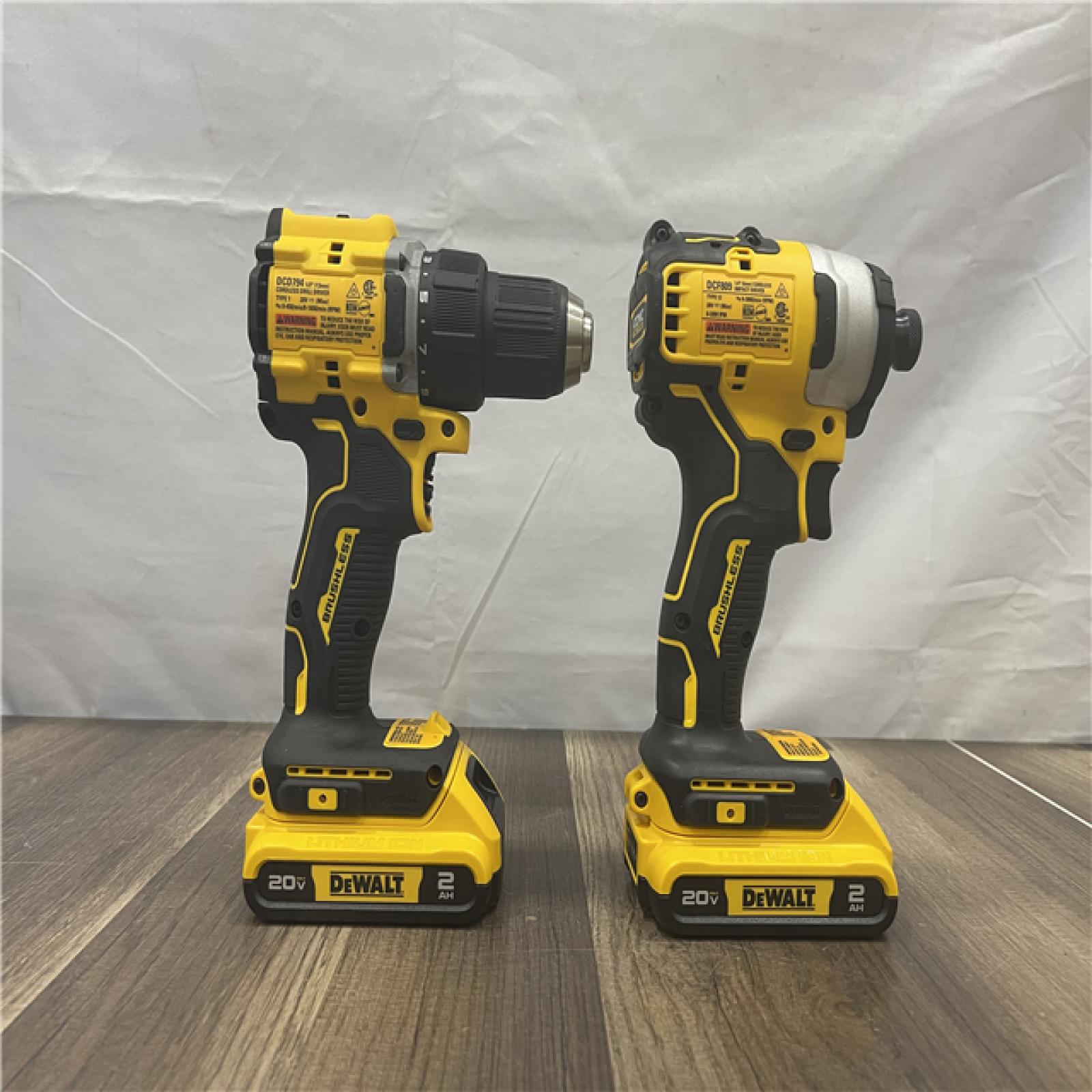 AS-IS DEWALT ATOMIC 20-Volt MAX Lithium-Ion Cordless Combo Kit
