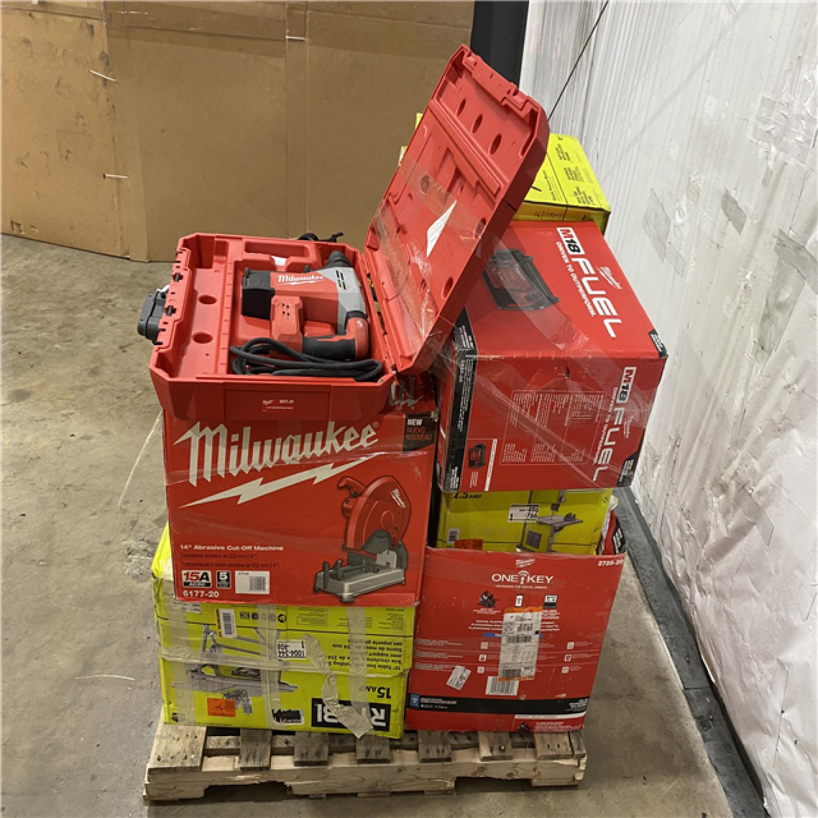 Houston Location AS IS - Tool Pallet