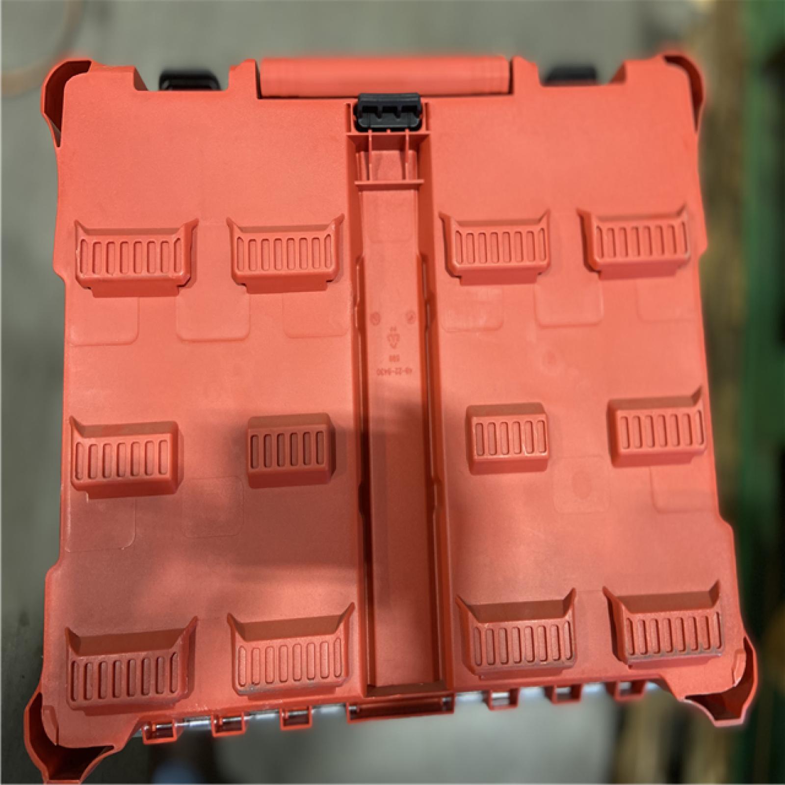 LIKE NEW! - Milwaukee SHOCKWAVE Impact-Duty 1/2 in. Drive Metric and SAE Deep Well Impact PACKOUT Socket Set (31-Piece