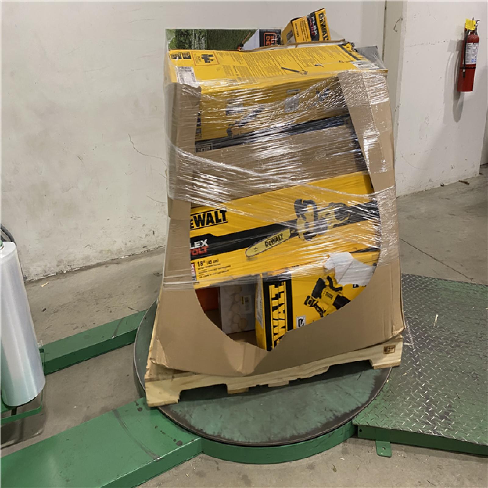 Dallas Location - As-Is DEWALT Tool Pallet