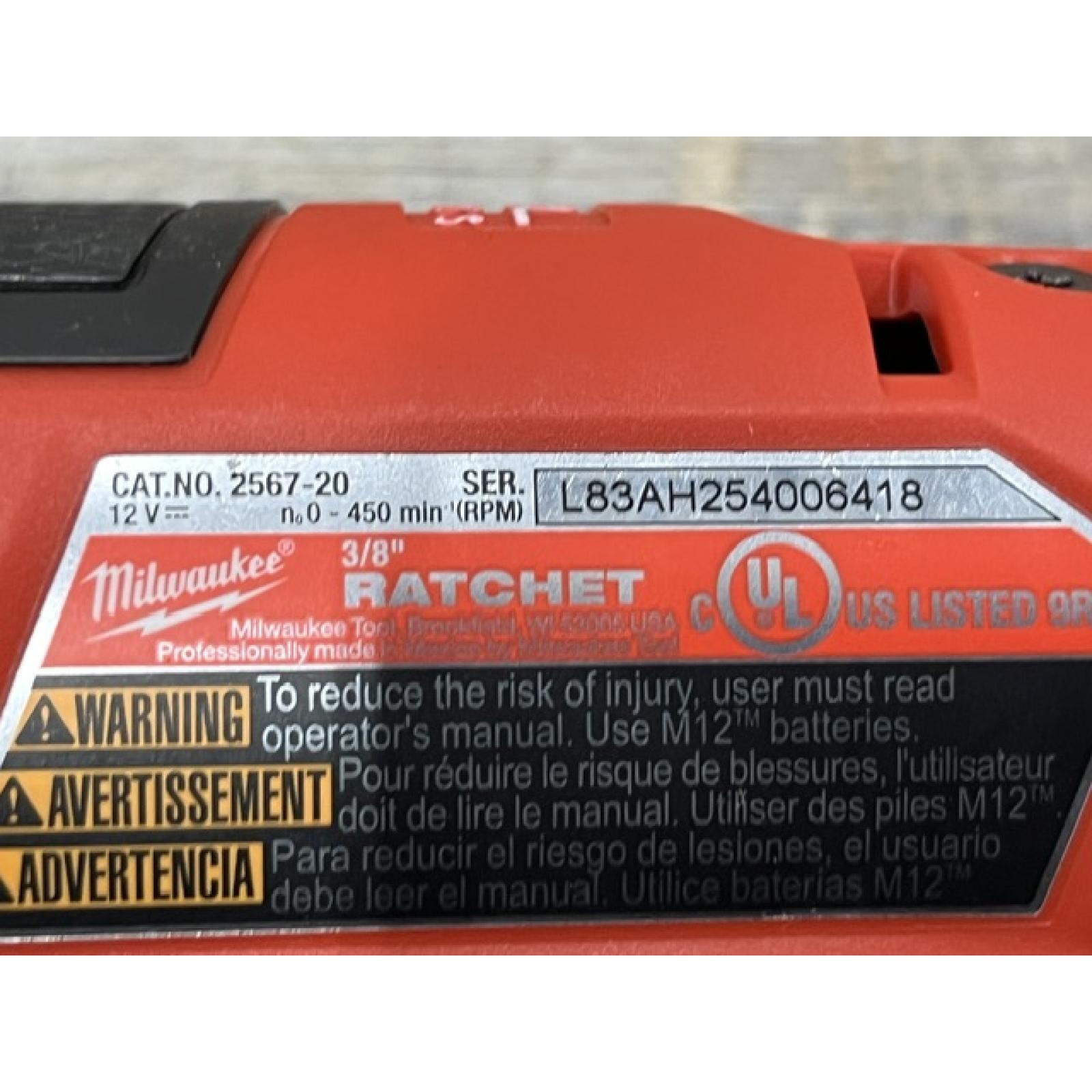 AS-IS Milwaukee FUEL 18V Cordless Mid Torque 1/2 in. Impact Wrench w/ 12 FUEL 3/8 in. Ratchet Combo Kit