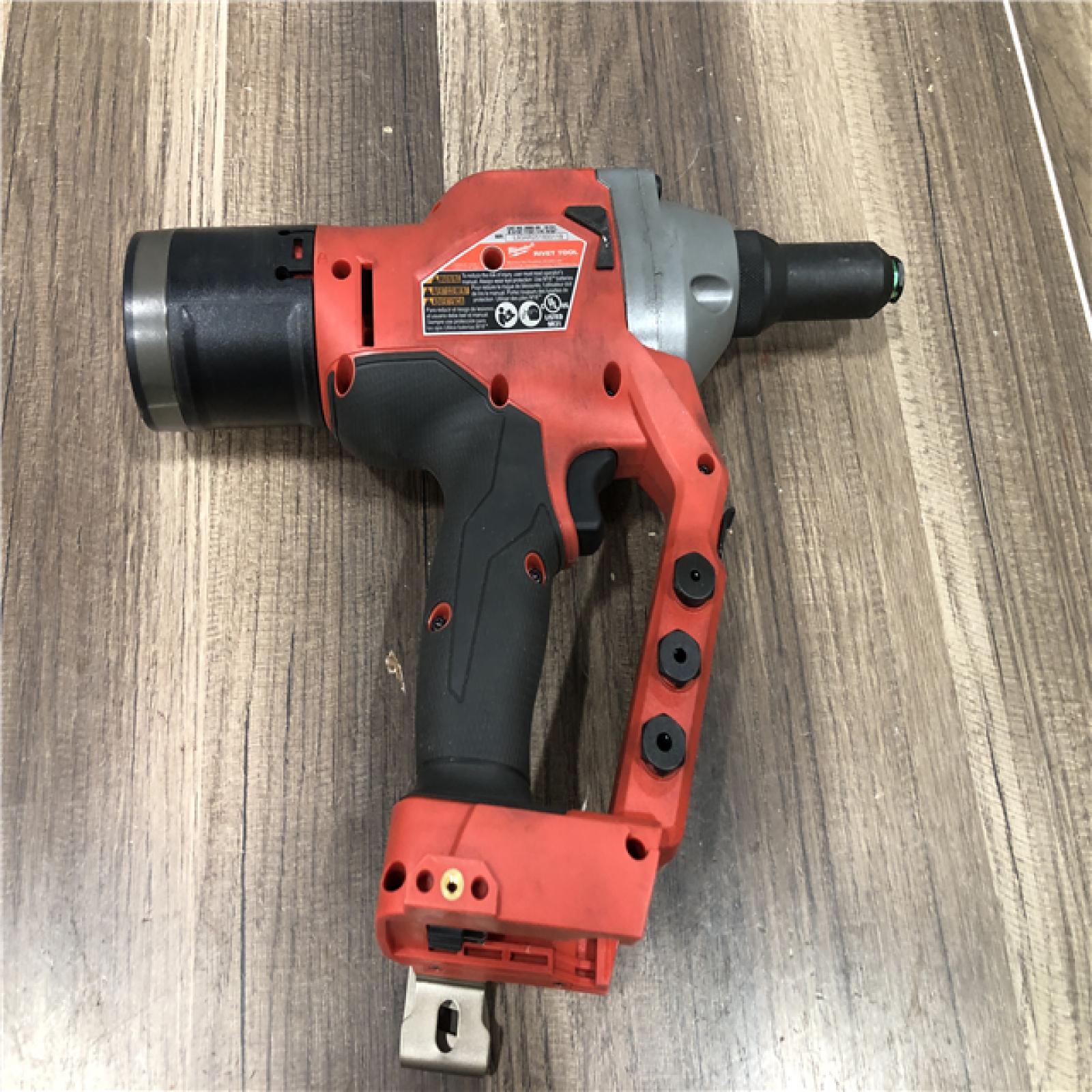 AS-IS Milwaukee M18 FUEL ONE-KEY 18-Volt Lithium-Ion Cordless Rivet Tool (Tool-Only)