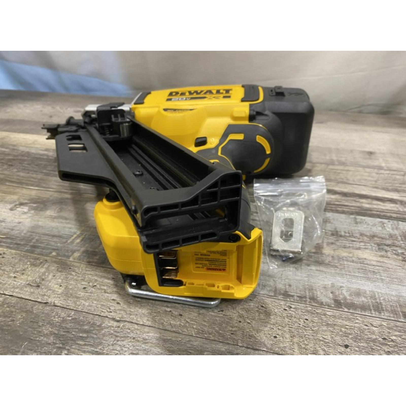 AS-IS DEWALT 20V 30 Degree Cordless Framing Nailer (Tool-Only)