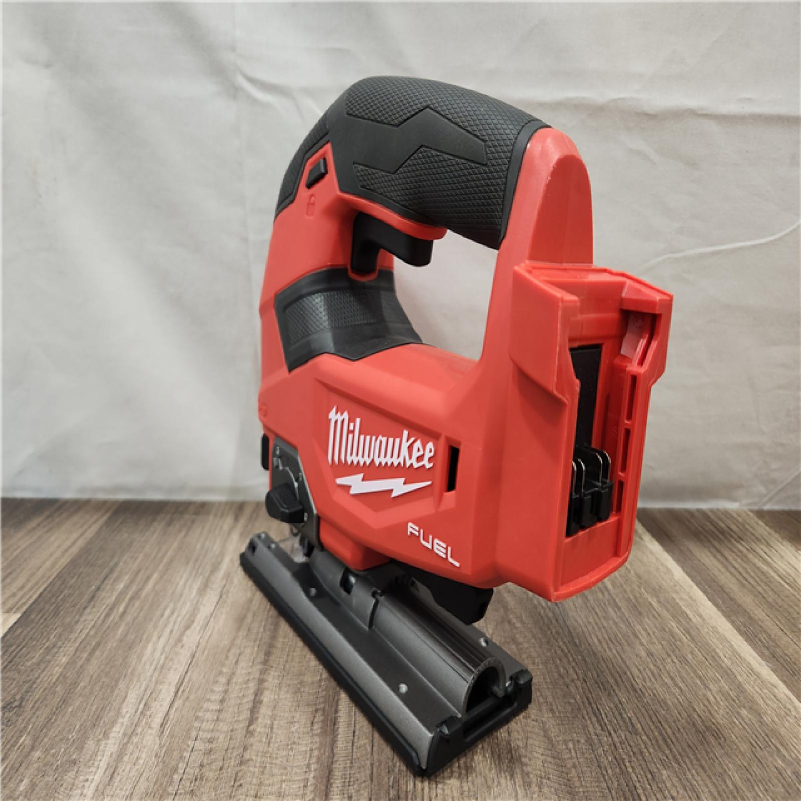 AS-IS- Milwaukee M18 FUEL 18V Lithium-Ion Brushless Cordless Jig Saw (Tool-Only)