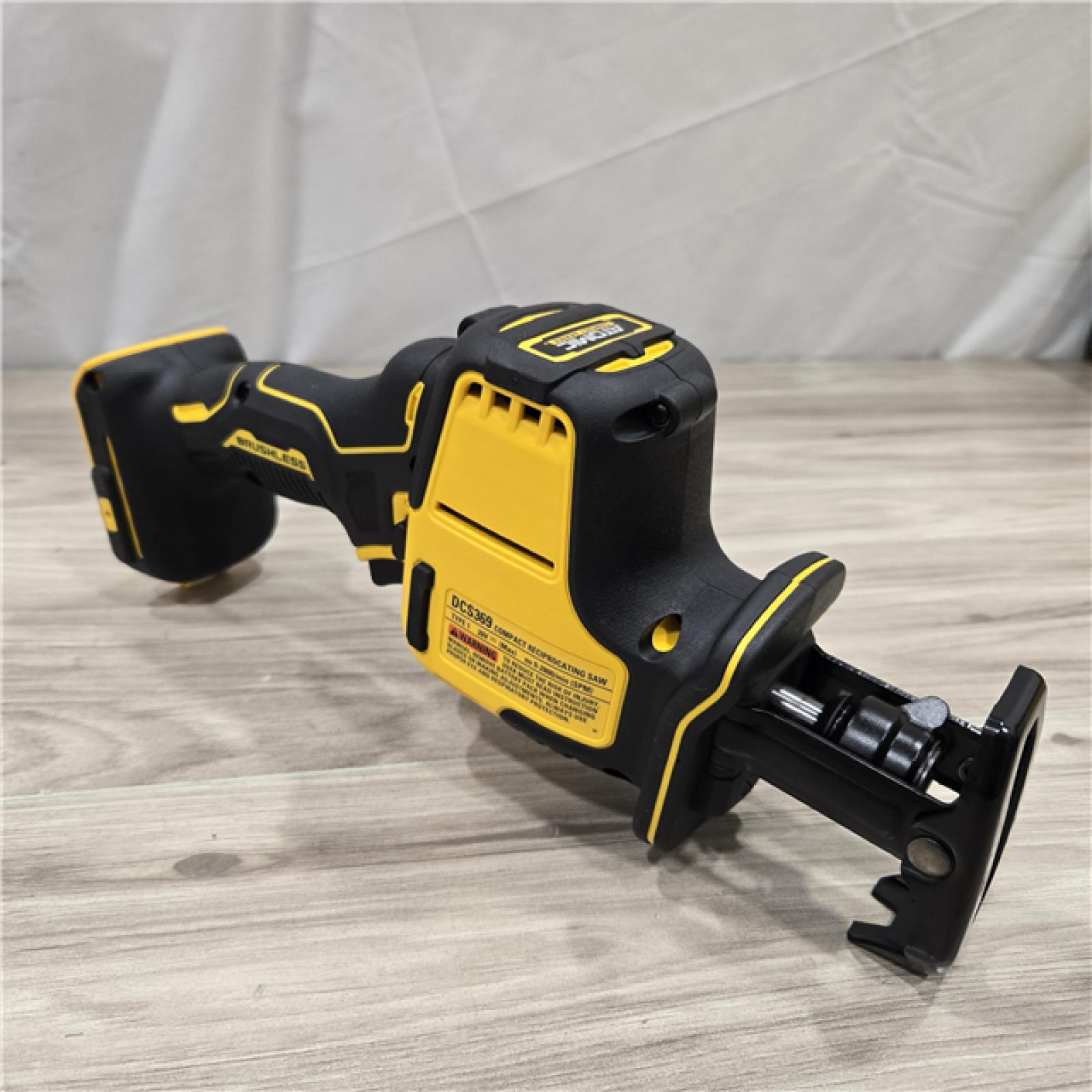 AS-IS Dewalt ATOMIC 20V MAX Cordless Reciprocating Saw (Tool Only)