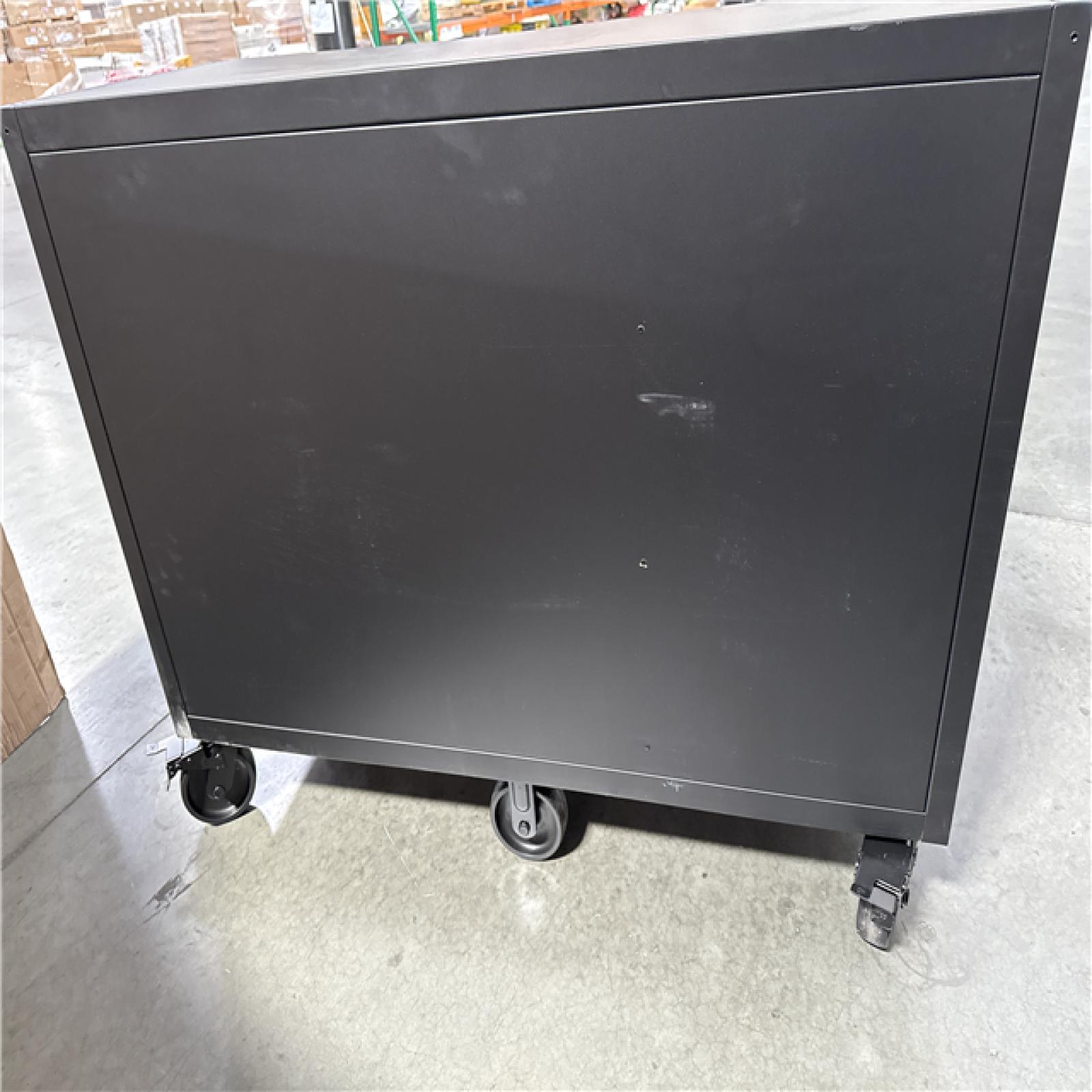 California AS-IS Husky 12 Drawer Tool Chest