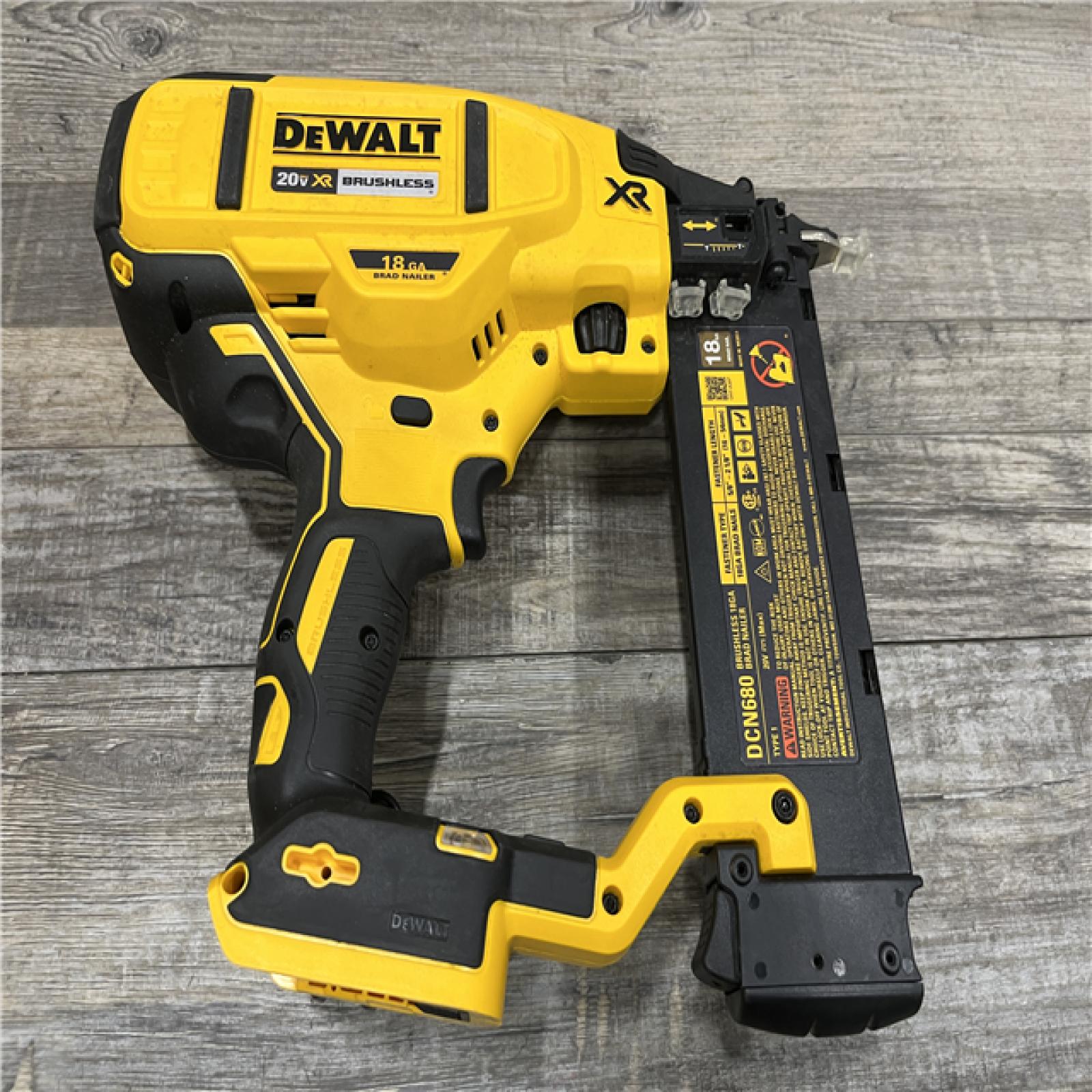 AS-IS DEWALT 20V MAX XR Lithium-Ion Electric Cordless 18-Gauge Brad Nailer (Tool Only)