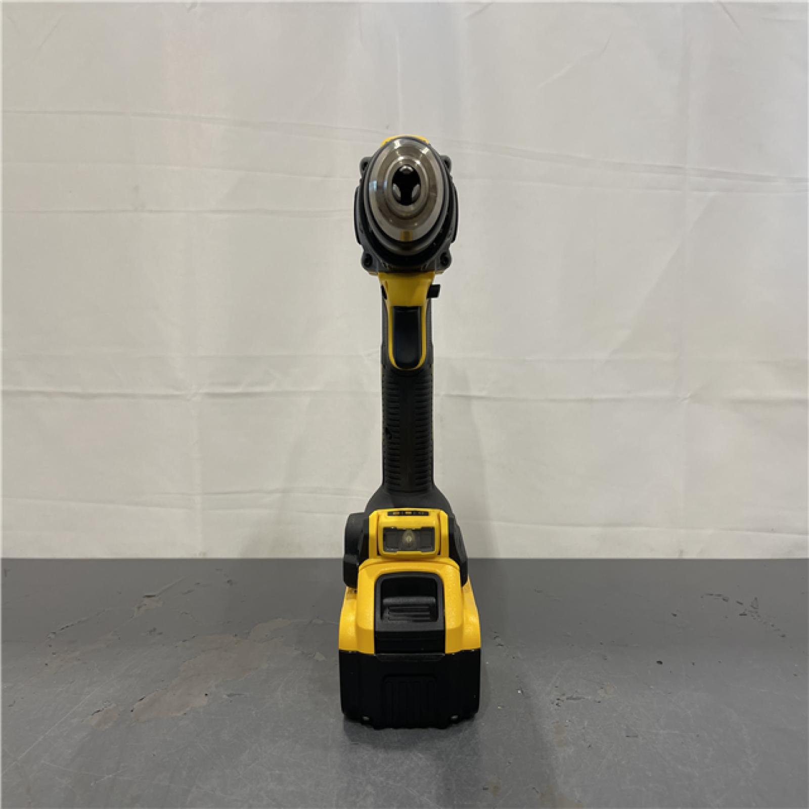 AS-IS - DEWALT 20V MAX XR Brushless Cordless 1/2 Drill/Driver Kit