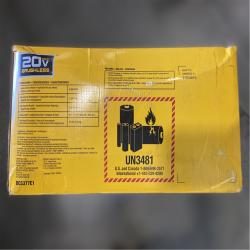 NEW! - DEWALT ATOMIC 20V MAX Lithium-Ion Cordless 1-1/4 in. Bandsaw Kit