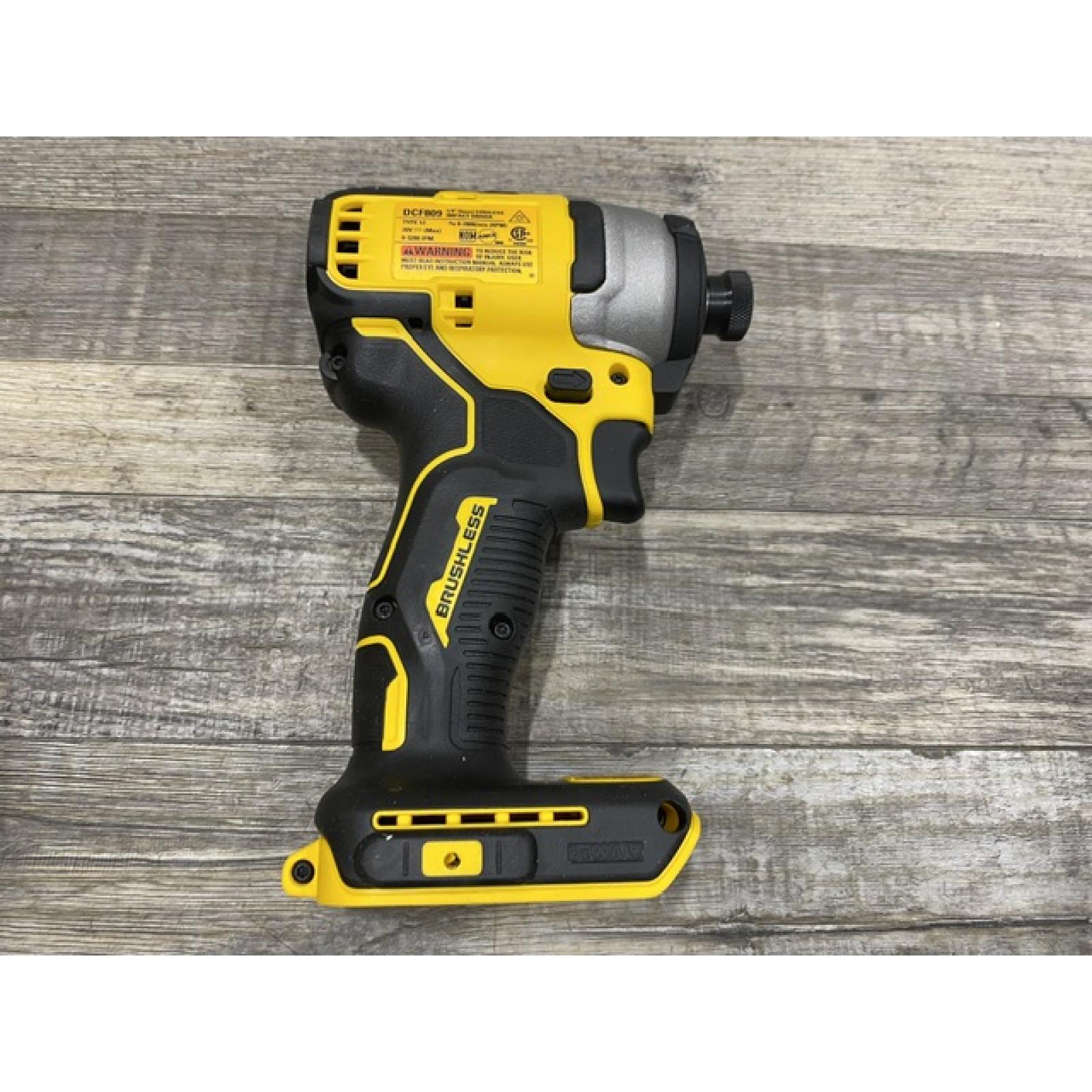 AS-IS DEWALT Atomic 20V Max Lithium-Ion Brushless Cordless Compact 1/4 in. Impact Driver Kit