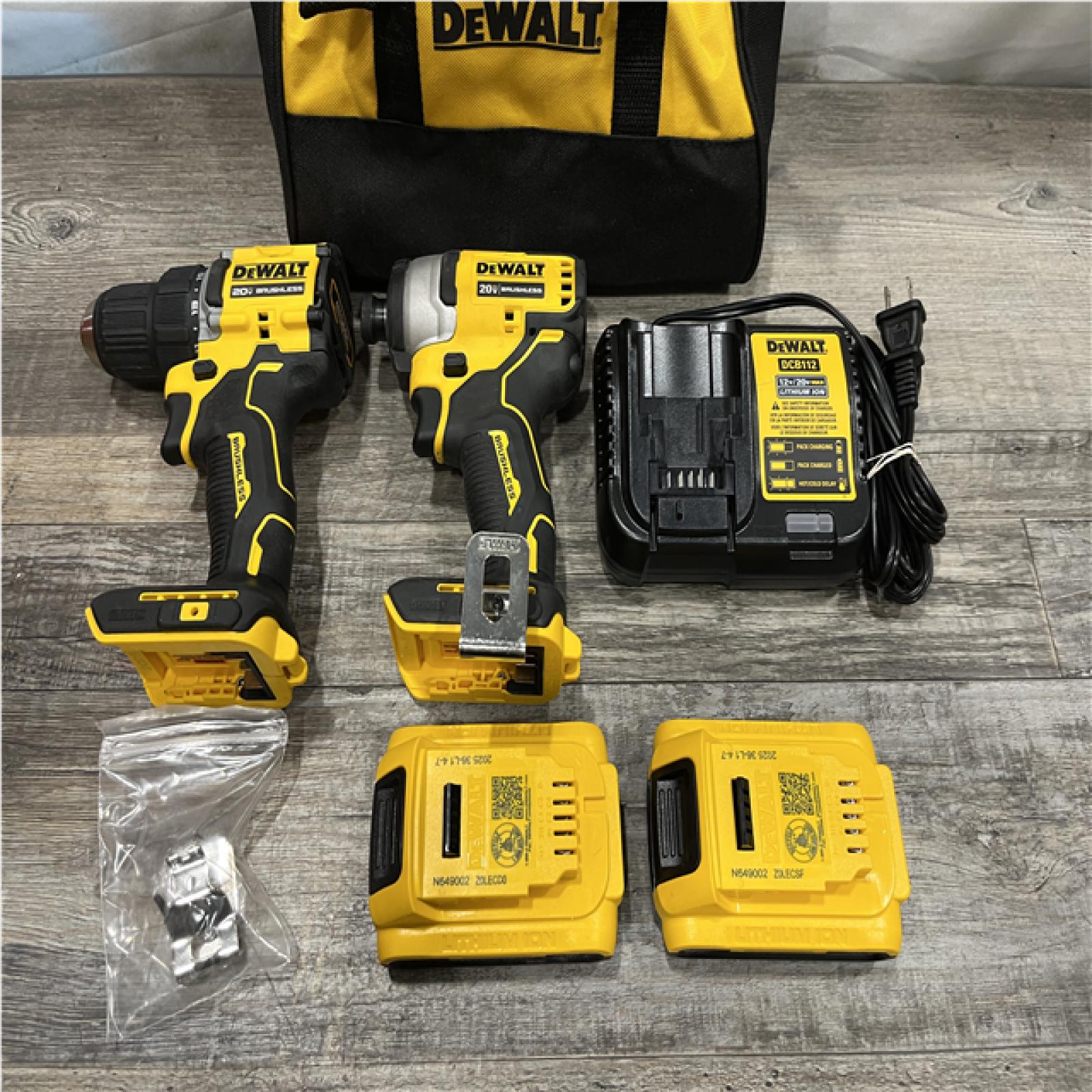 AS-IS DEWALT ATOMIC 20-Volt MAX Lithium-Ion Cordless Combo Kit