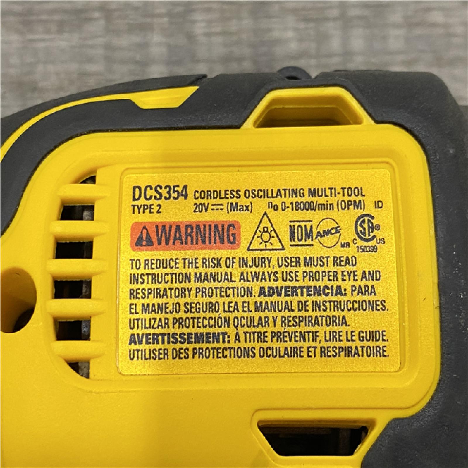 AS-IS DEWALT 20-Volt MAX Lithium-Ion Cordless Brushless Oscillating Tool Kit